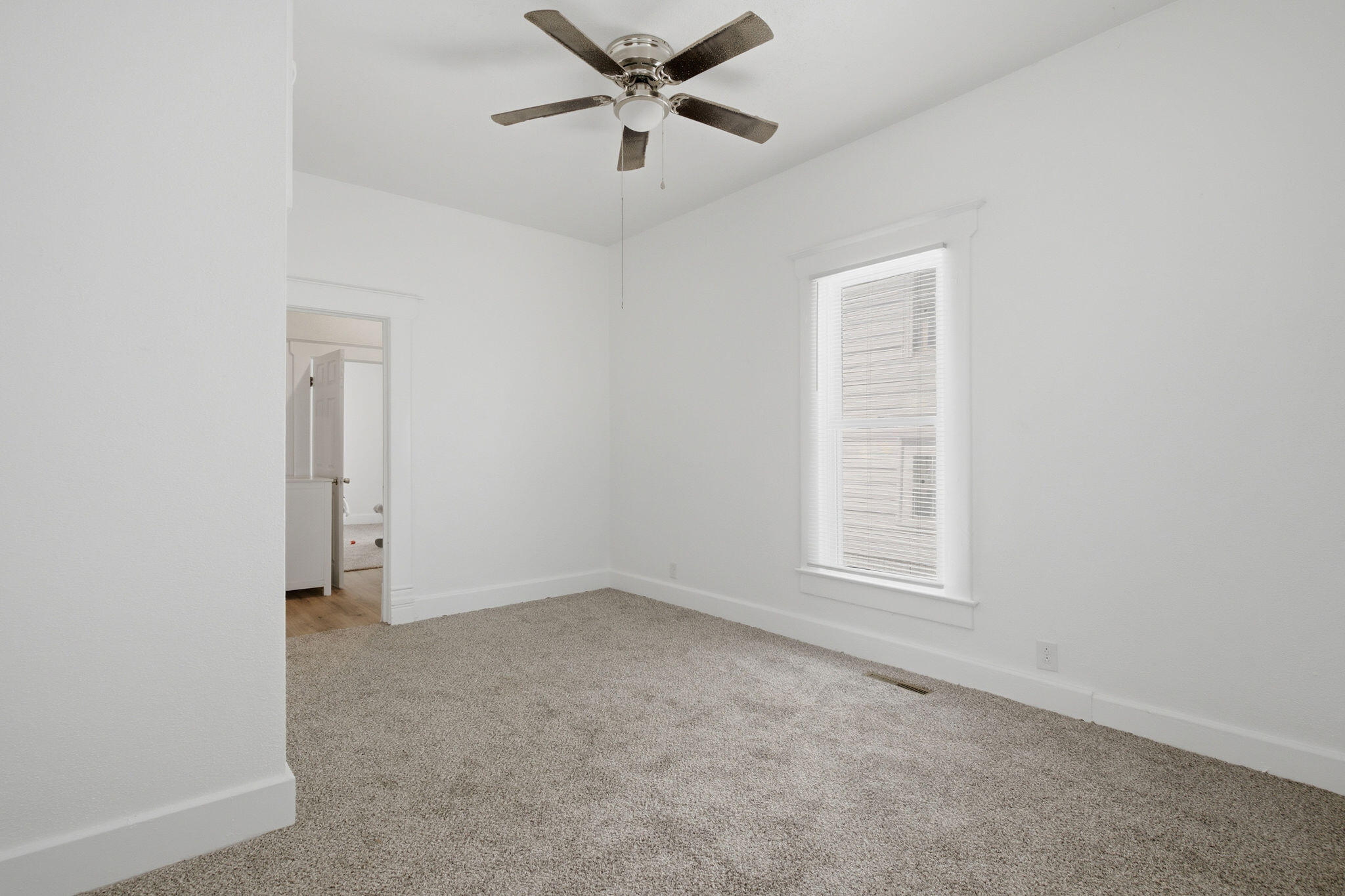 Photo 14 - Residential for sale – 1511 S Pennsylvania Avenue  Joplin, MO