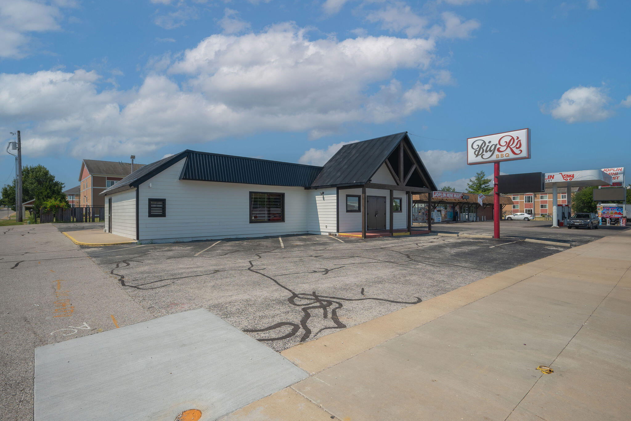 Photo 2 - Commercial Sale for sale – 1220 E 15th Street  Joplin, MO