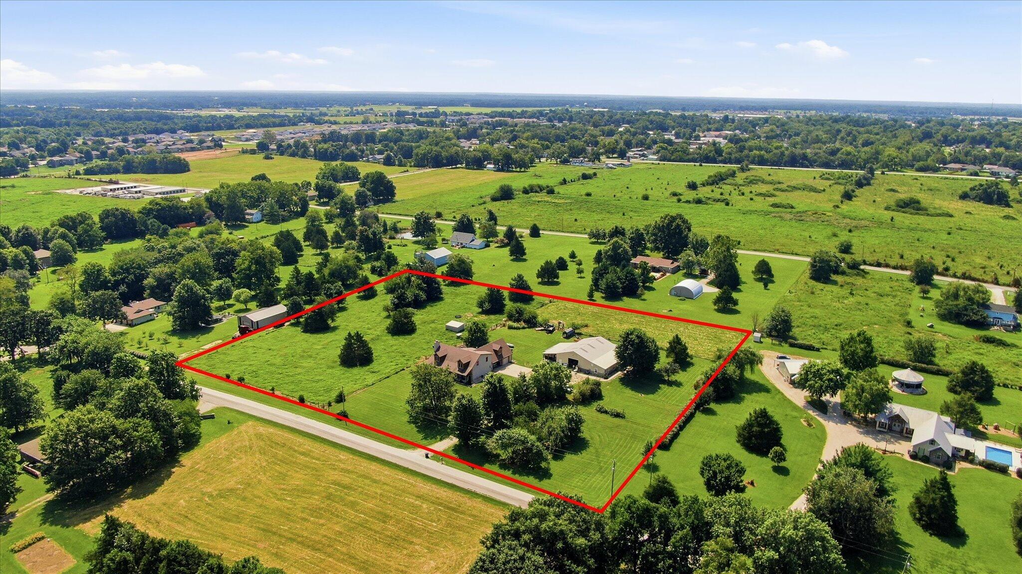 Photo 6 - Residential for sale – 195  Meadow Hill Lane  Rogersville, MO