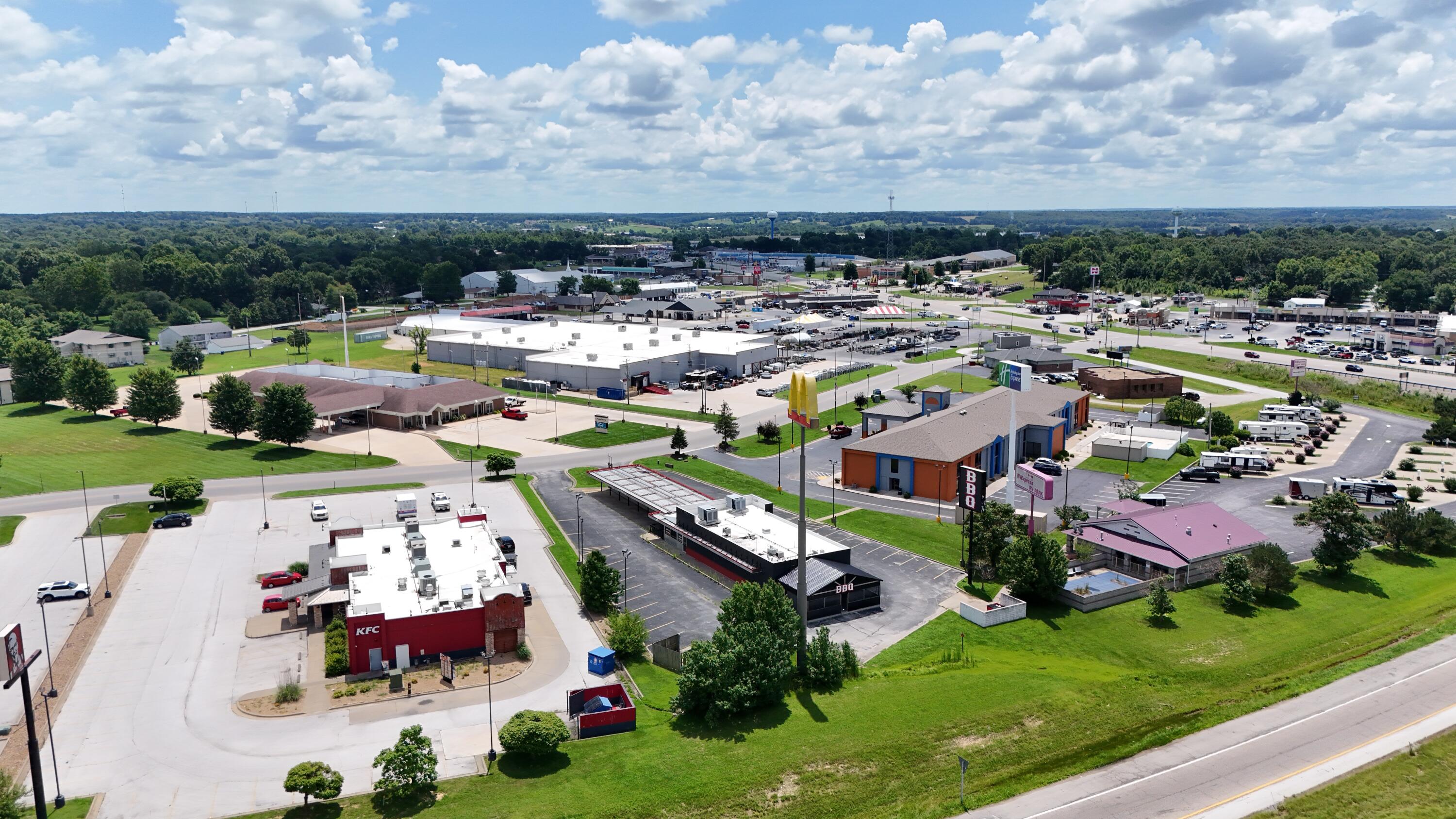 Photo 3 - Commercial Sale for sale – 1291  Banning Street  Marshfield, MO