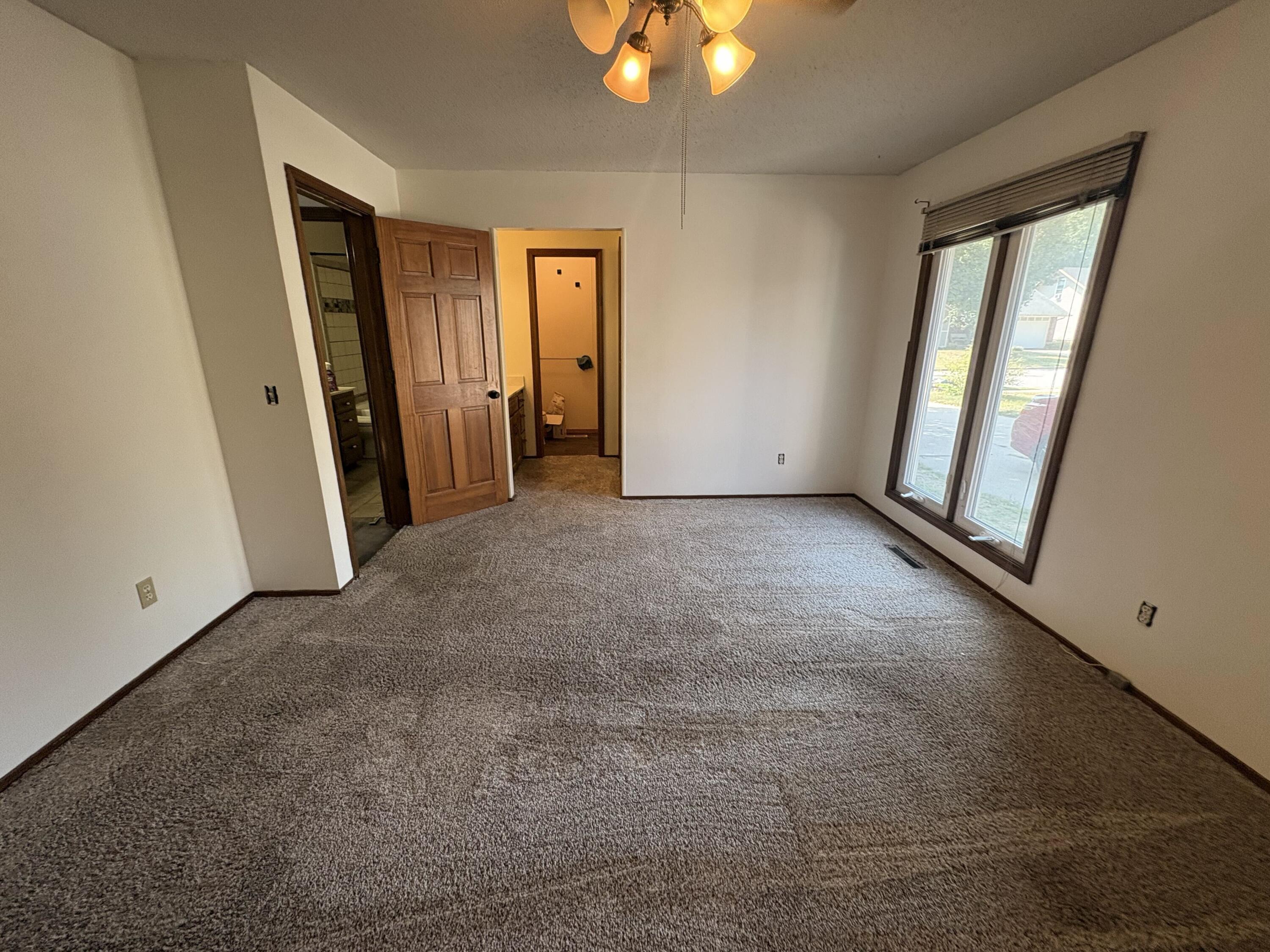 Photo 3 - Residential for sale – 1327 W Riverside Street  Springfield, MO