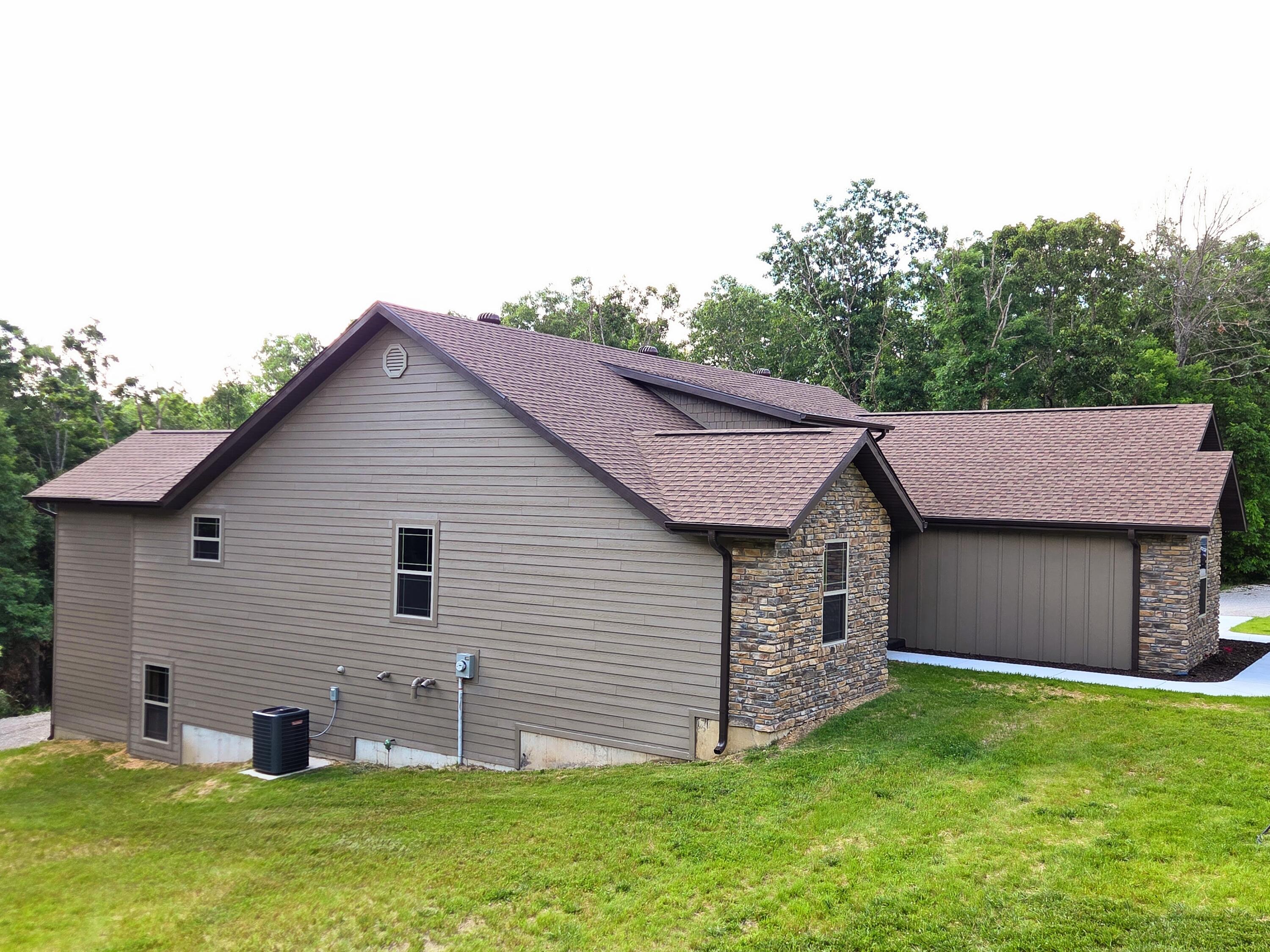 Photo 3 - Residential for sale – 235  Kings Way Drive  Marshfield, MO