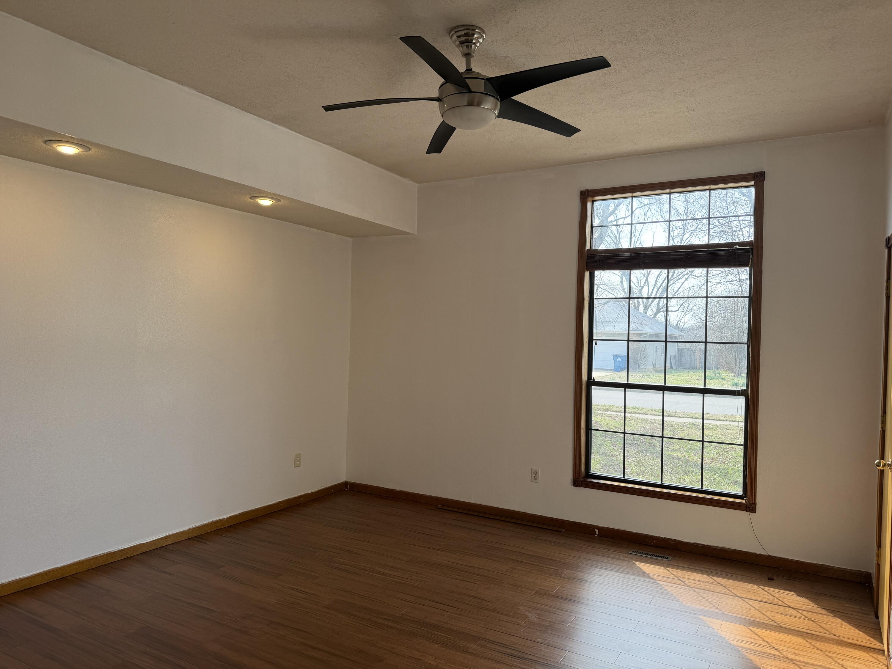 Photo 19 - Residential for sale – 2225 W Rockwood Street  Springfield, MO
