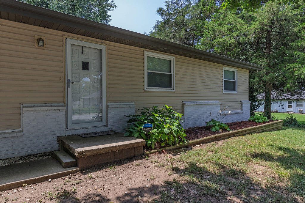 Photo 4 - Residential for sale – 602  Aspen Drive  Nixa, MO
