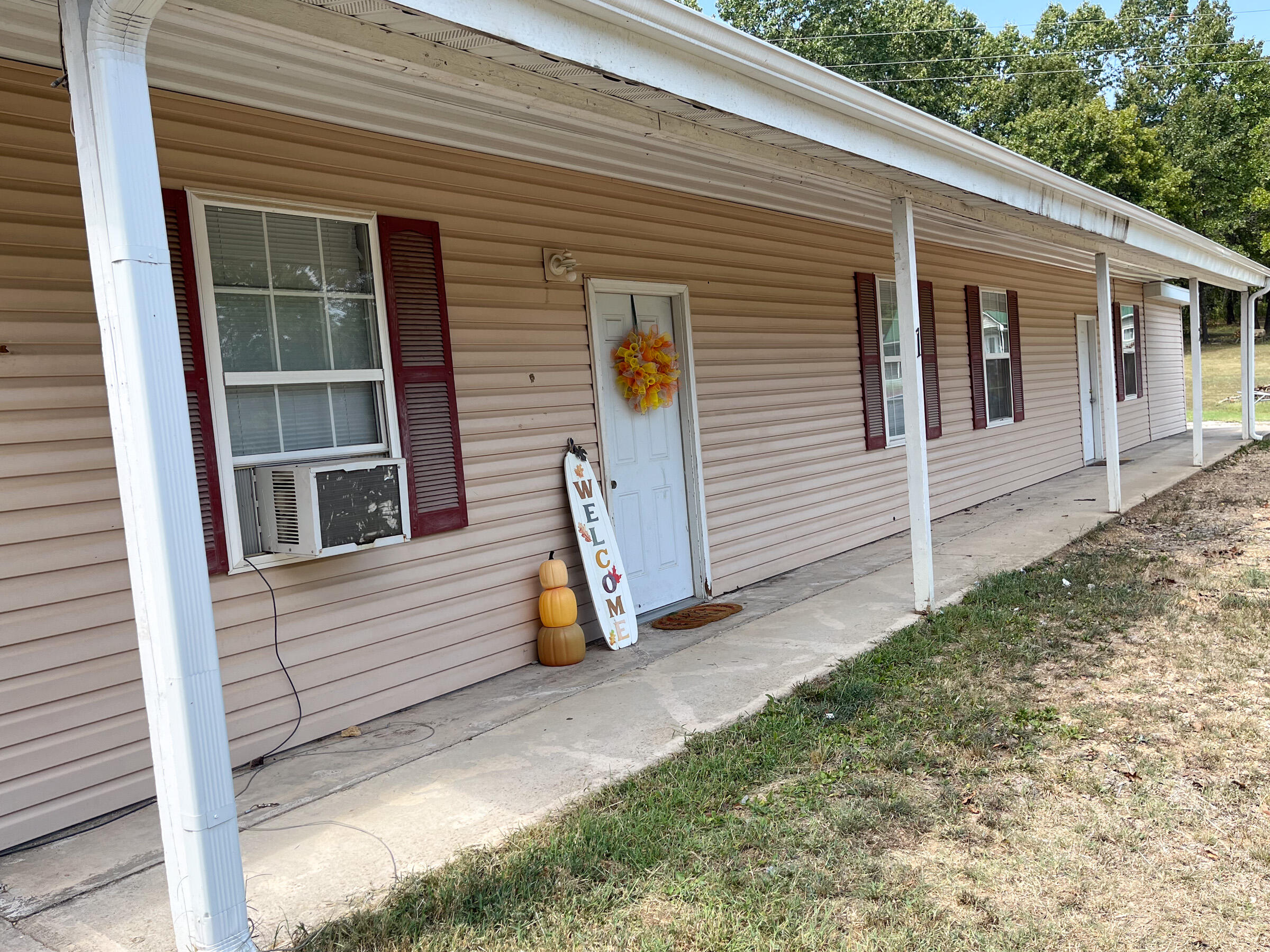 Photo 2 - Residential Income for sale – 4848-4849  Private Road 6640   West Plains, MO