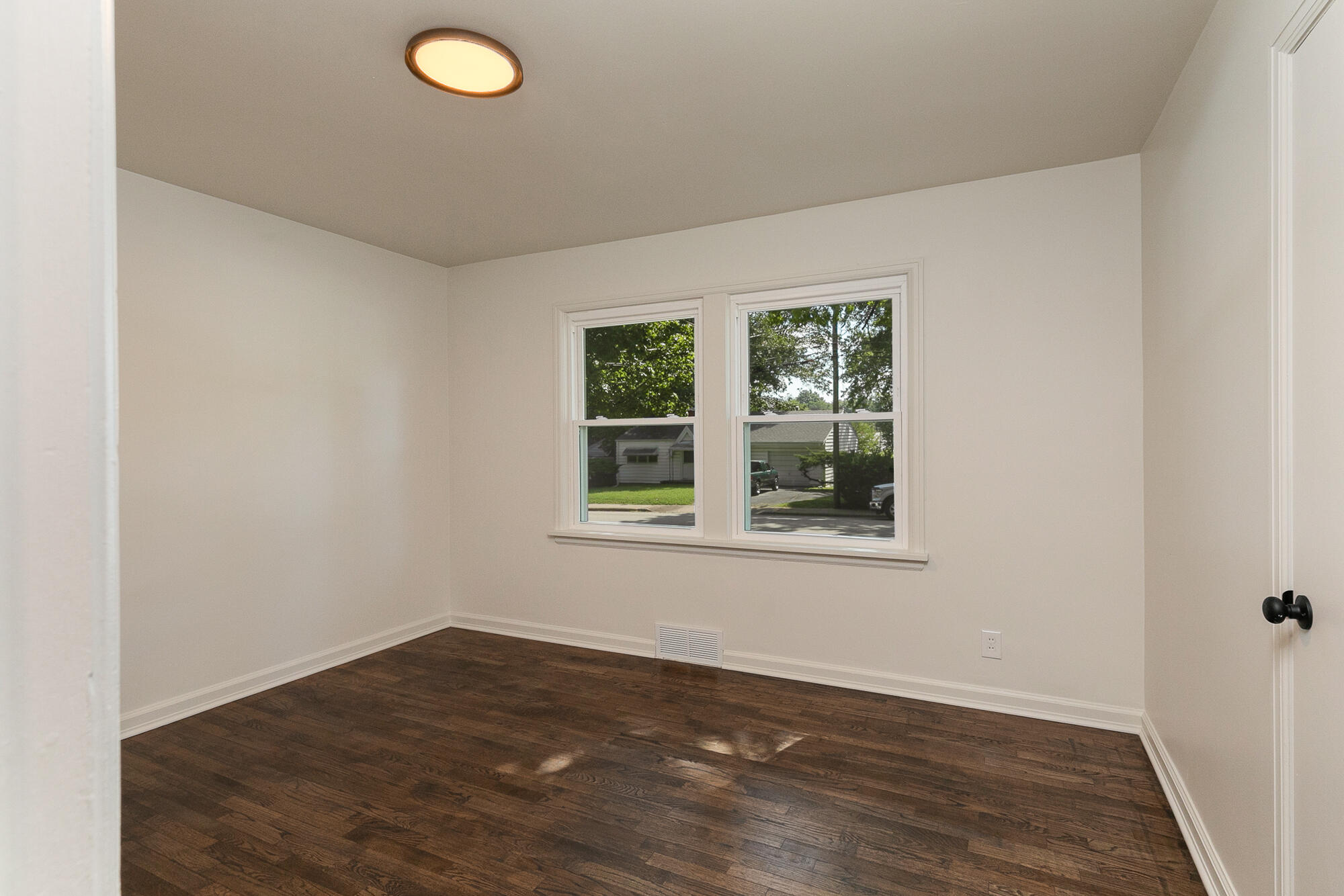 Photo 16 - Residential for sale – 1637 S Broadway Avenue  Springfield, MO
