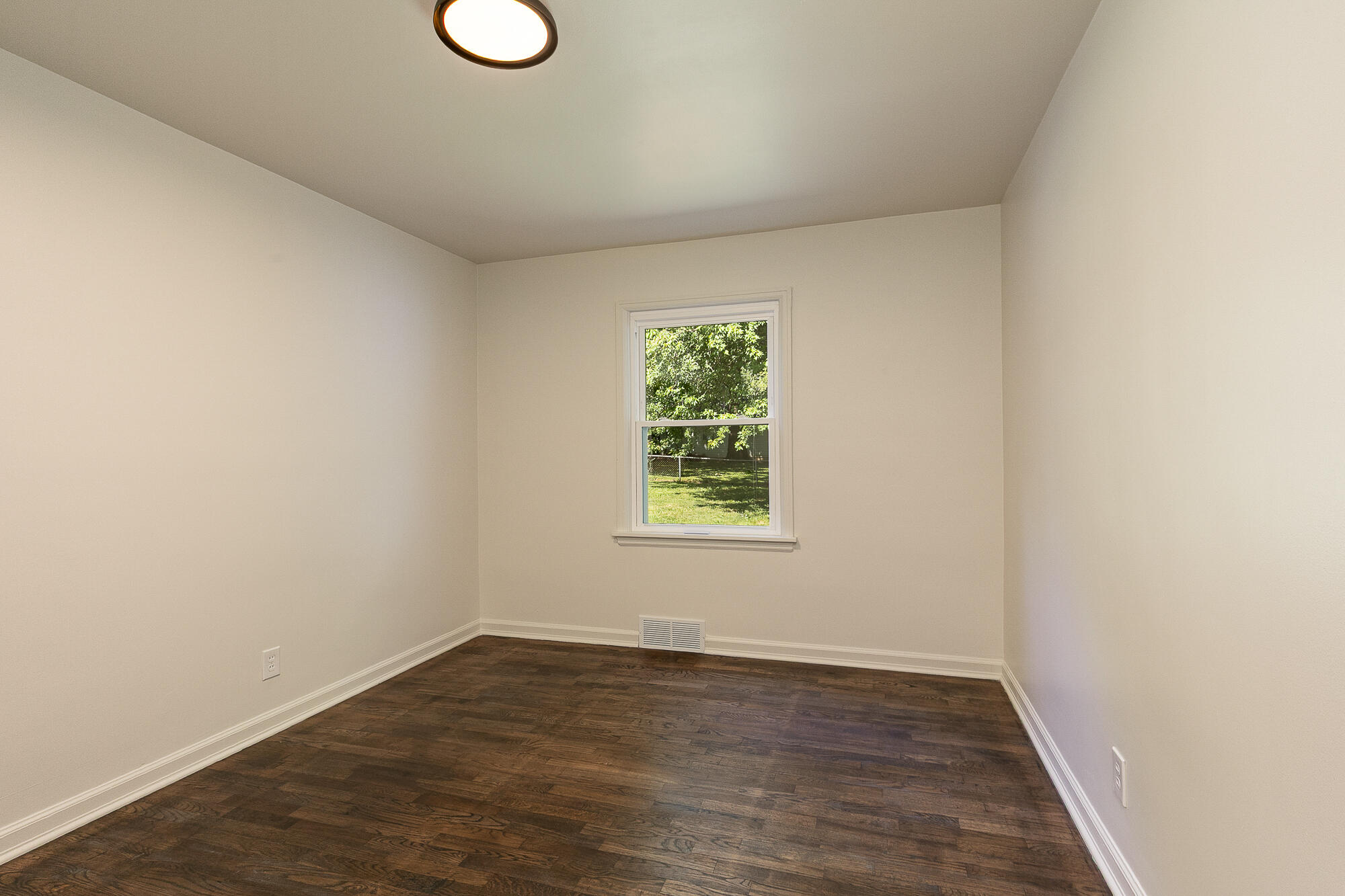 Photo 18 - Residential for sale – 1637 S Broadway Avenue  Springfield, MO