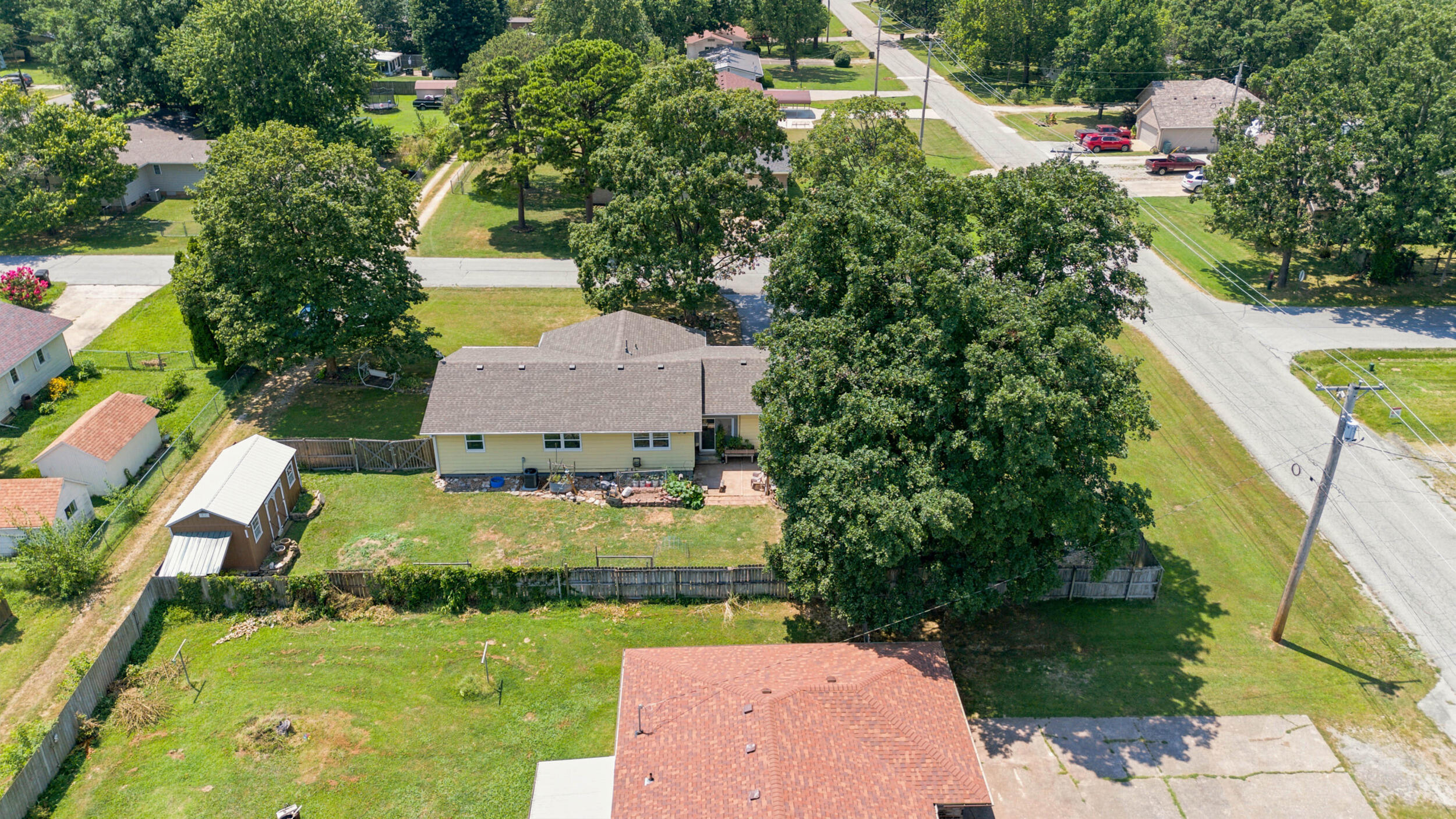 Photo 32 - Residential for sale – 1306  Porter Avenue  Aurora, MO