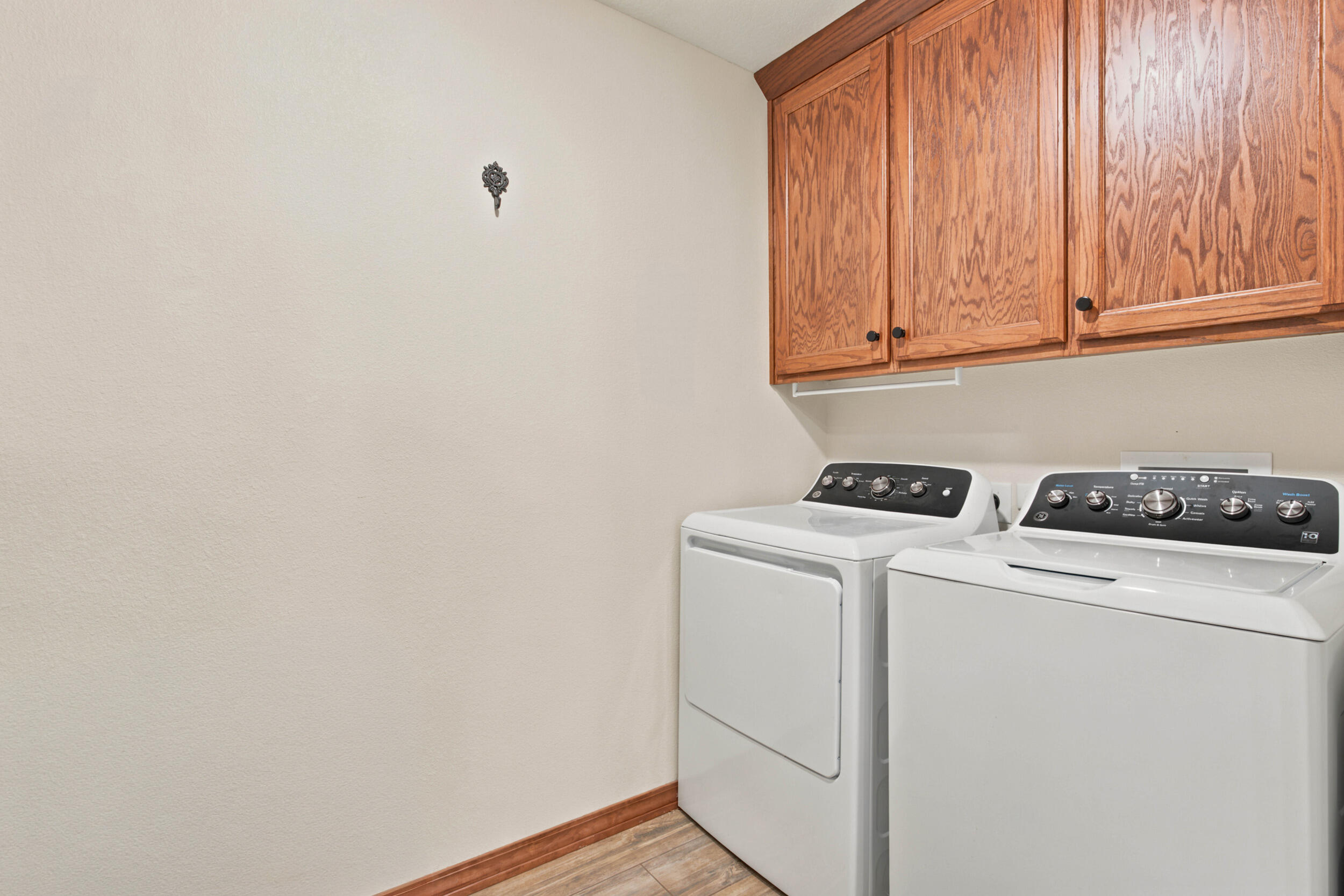 Photo 13 - Residential for sale – 1306  Porter Avenue  Aurora, MO