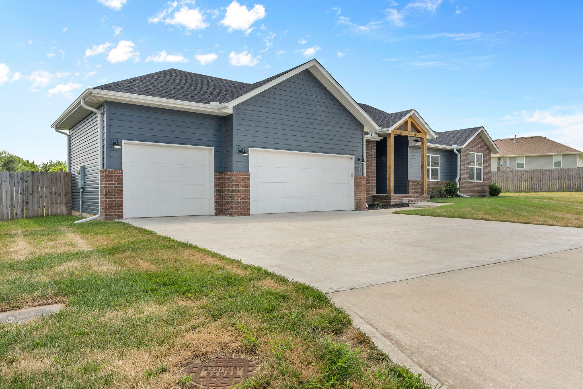 Photo 4 - Residential for sale – 1312 S Birch Avenue  Springfield, MO