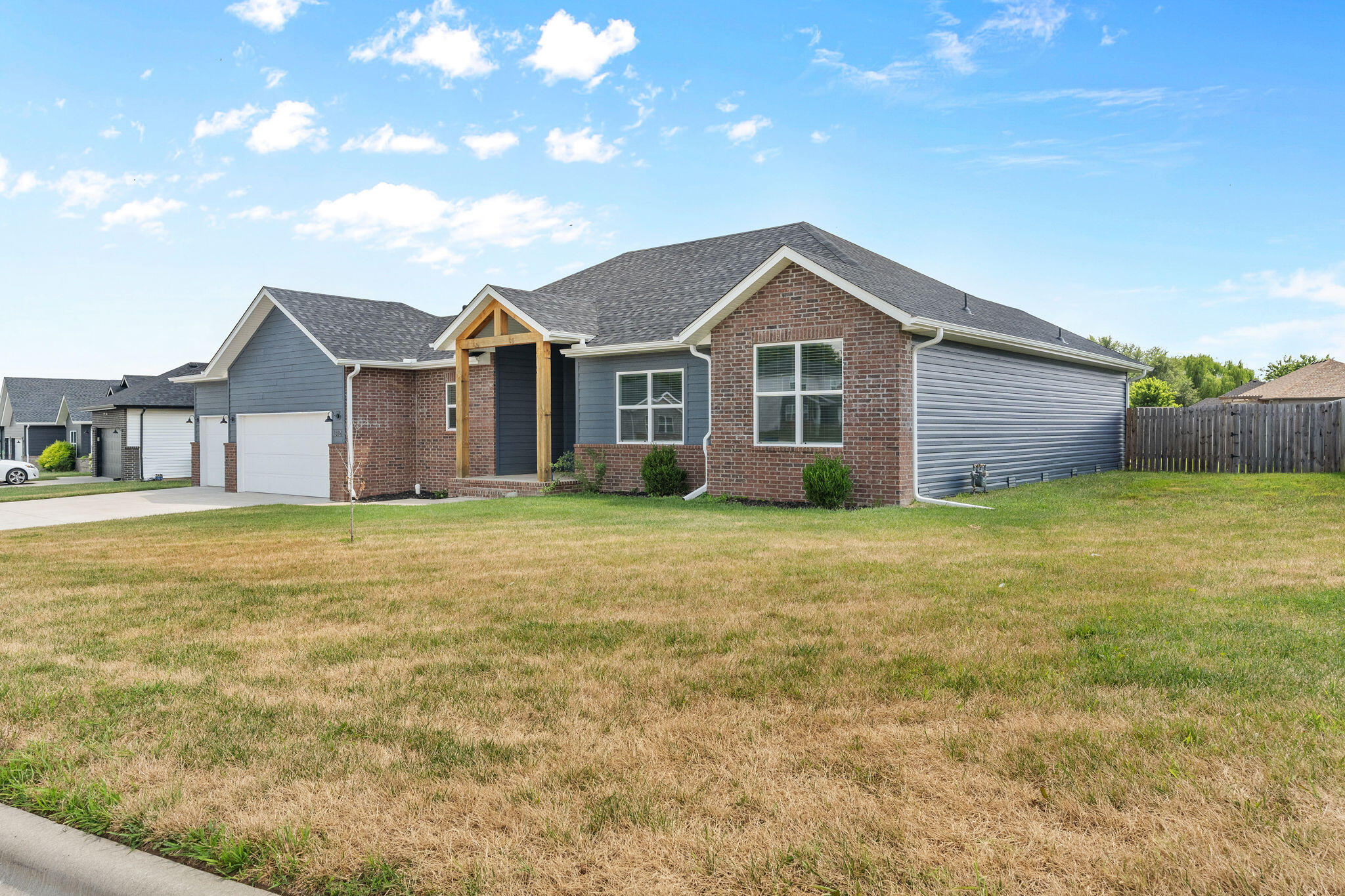 Photo 3 - Residential for sale – 1312 S Birch Avenue  Springfield, MO