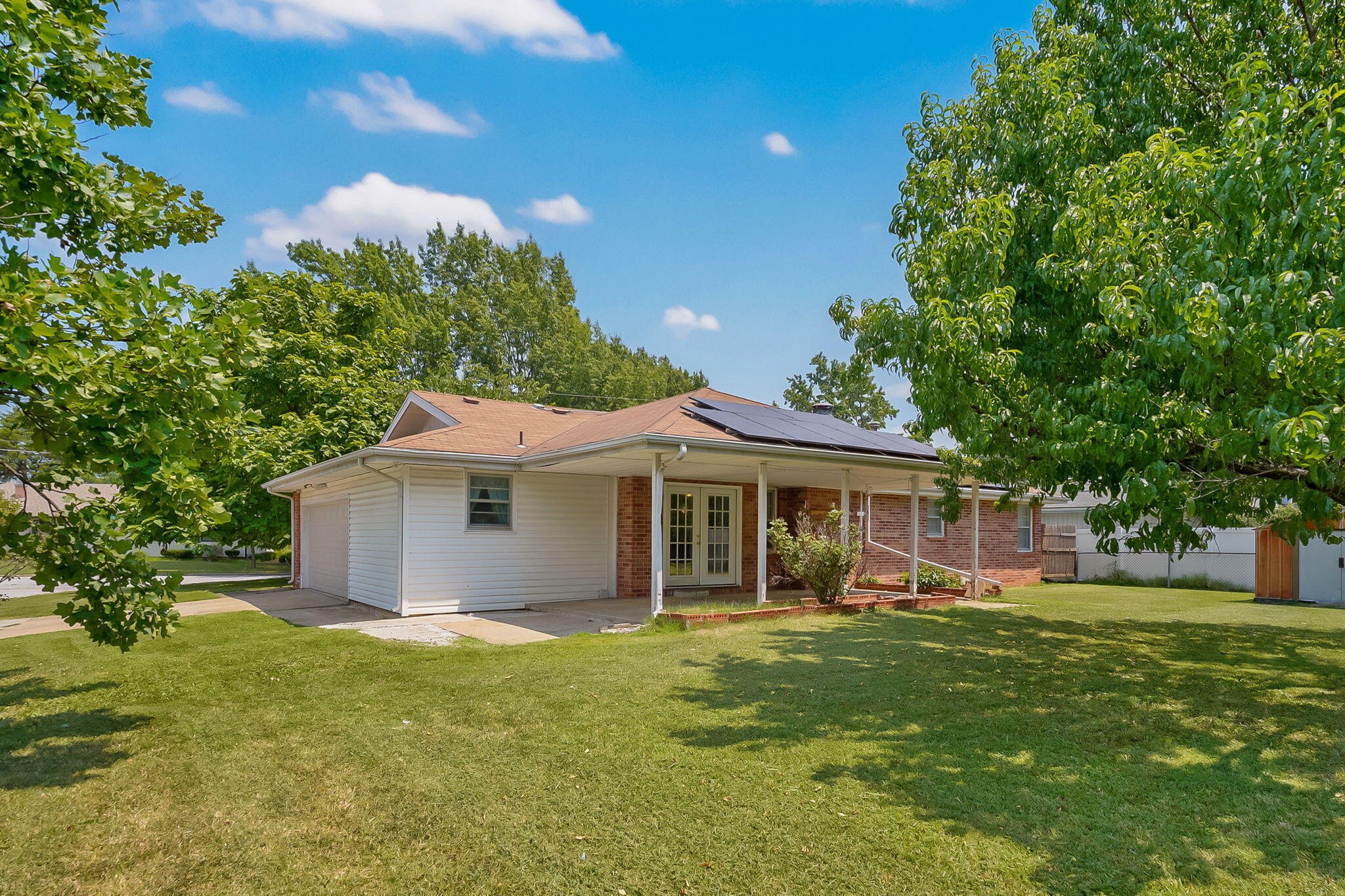 Photo 31 - Residential for sale – 1956 E Greenview Street  Springfield, MO