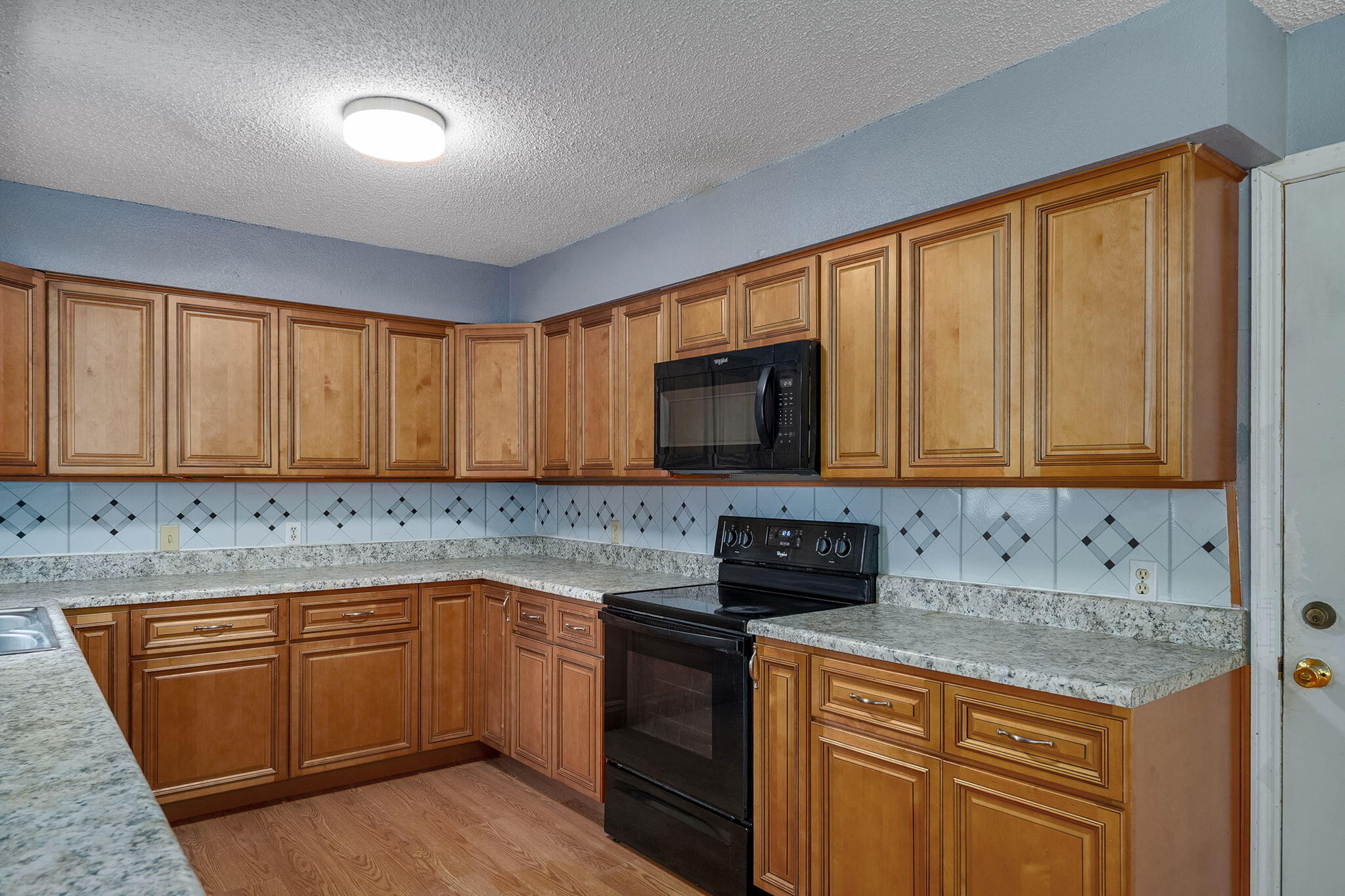 Photo 9 - Residential for sale – 1956 E Greenview Street  Springfield, MO