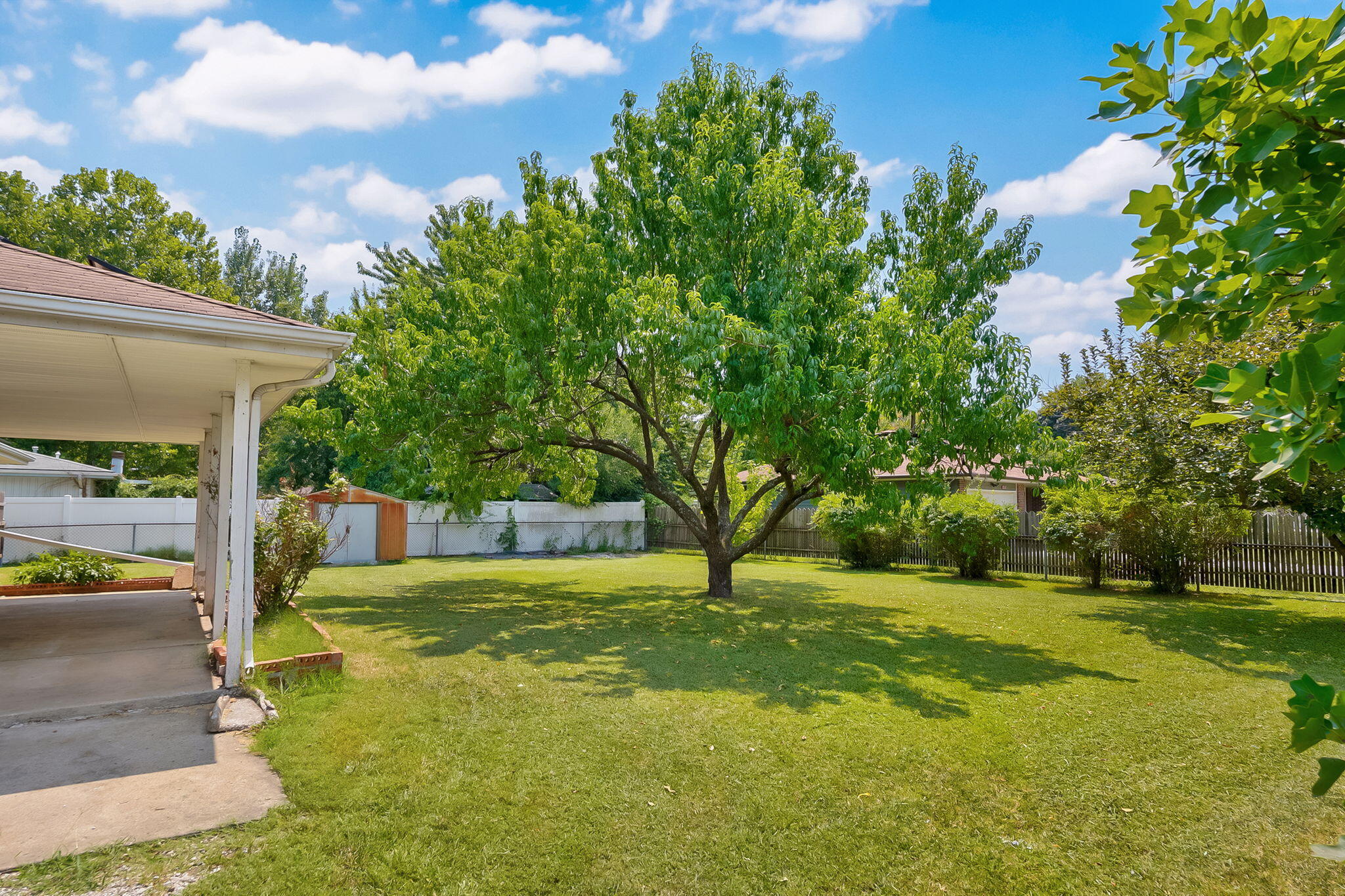 Photo 32 - Residential for sale – 1956 E Greenview Street  Springfield, MO