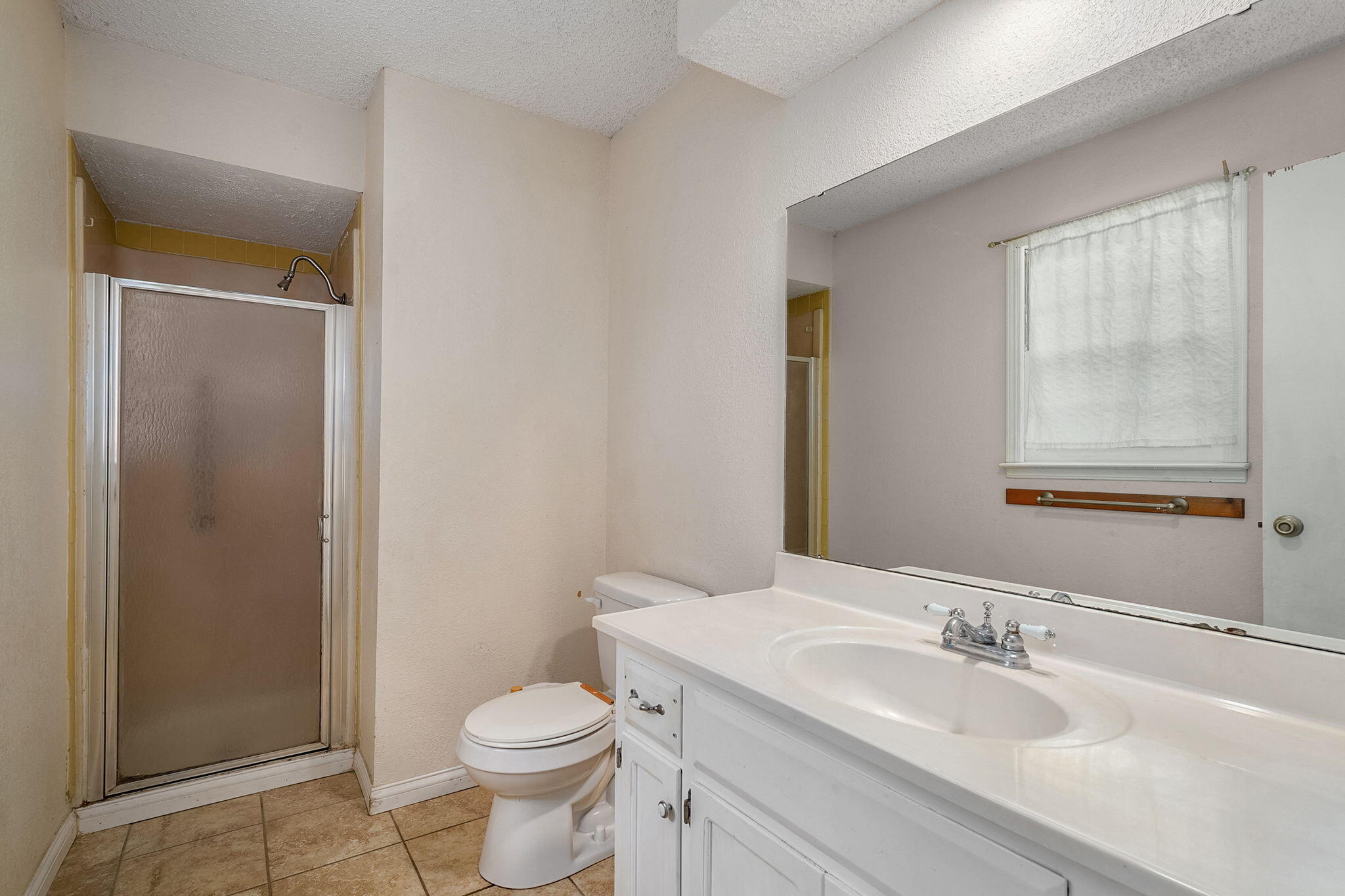 Photo 13 - Residential for sale – 1956 E Greenview Street  Springfield, MO