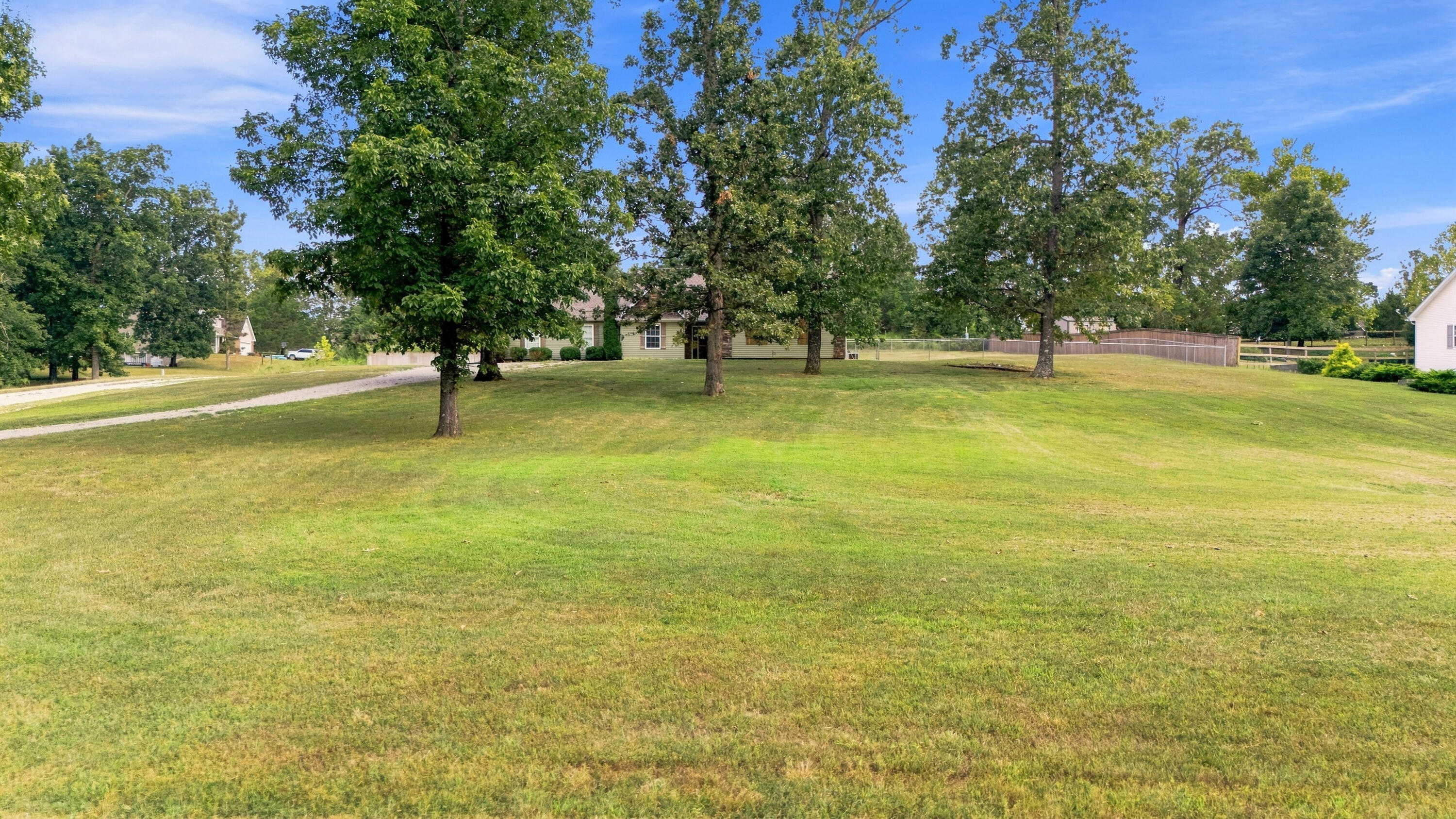 Photo 9 - Residential for sale – 7589  Private Road 2453   West Plains, MO