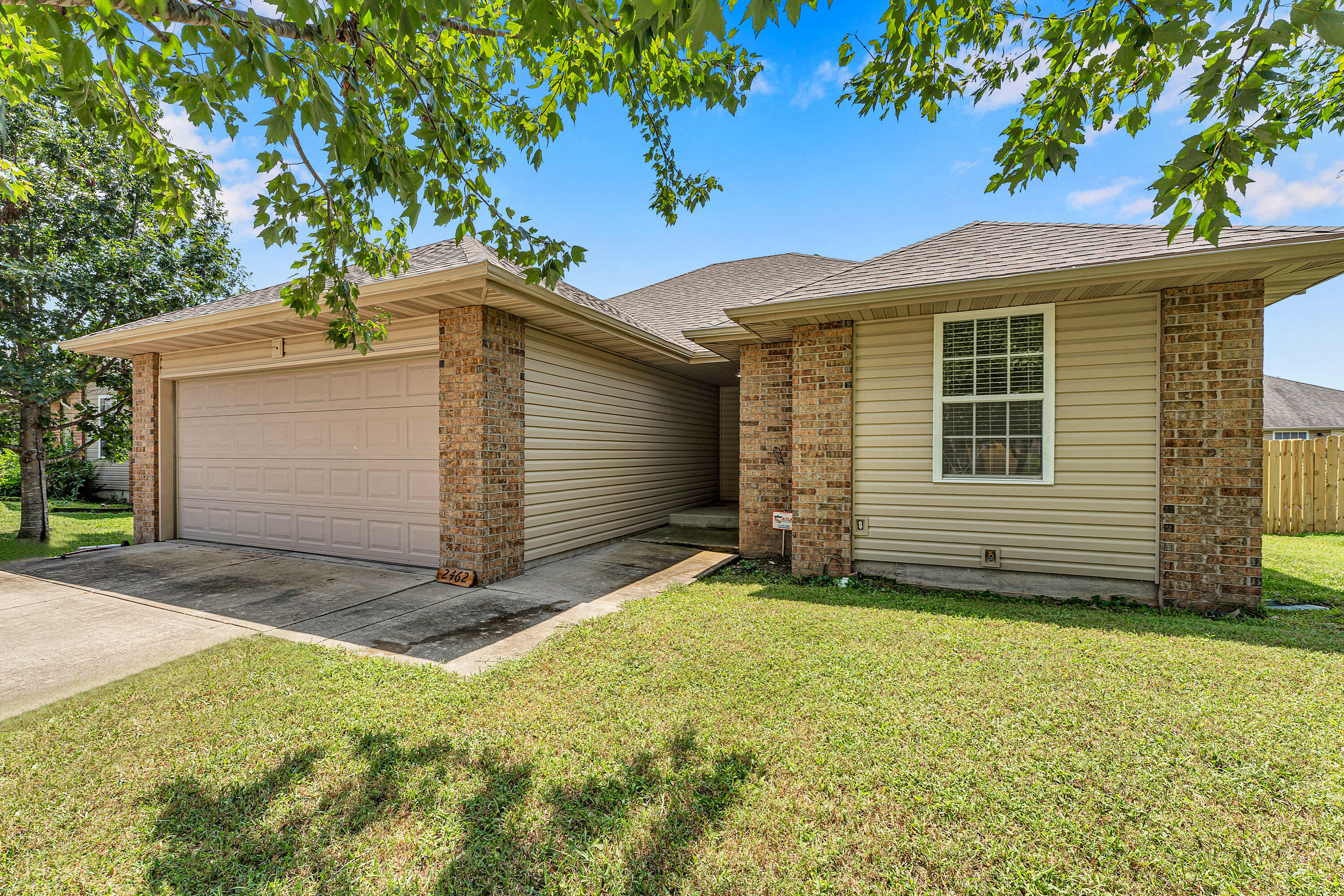Photo 2 - Residential for sale – 2462 W Cedar Creek Drive  Springfield, MO