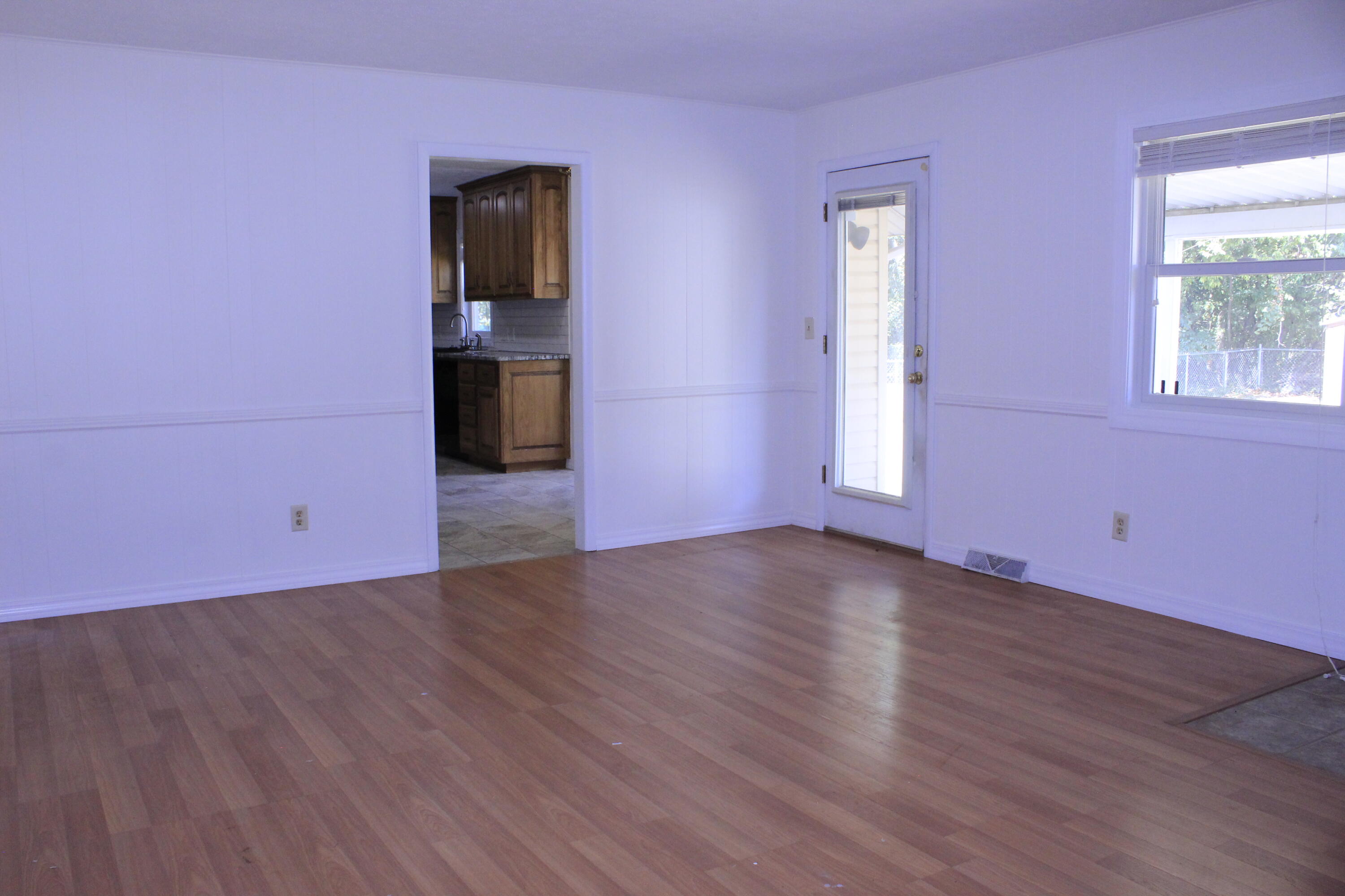 Photo 15 - Residential for sale – 1054 S Peach Tree Avenue  Springfield, MO