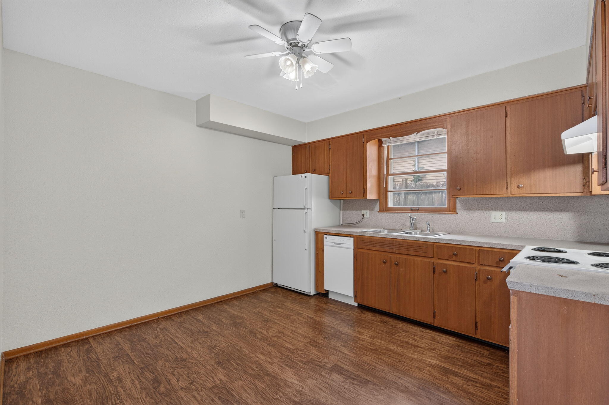 Photo 8 - Residential Lease for sale – 1009 E Walnut Street  Springfield, MO