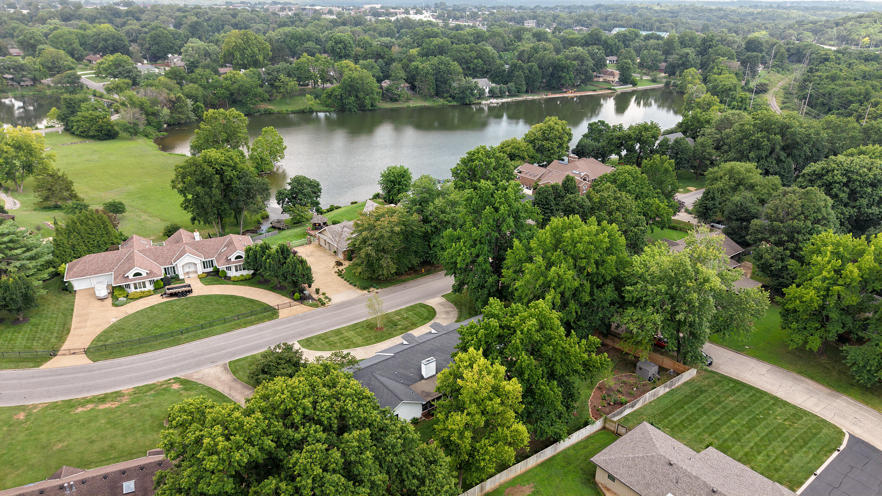 Photo 15 - Residential for sale – 2599 S Skyline Drive  Springfield, MO
