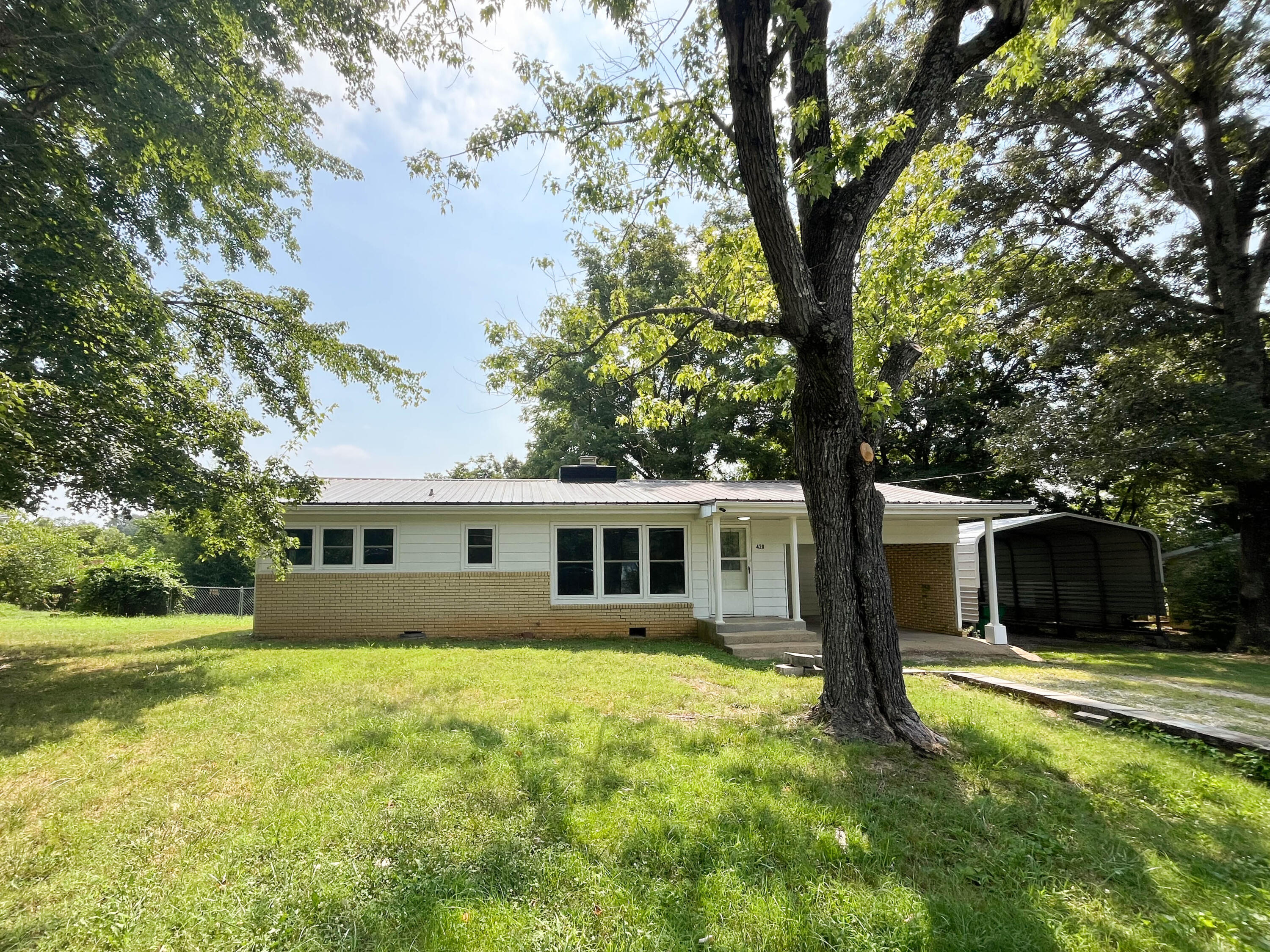 Photo 40 - Residential for sale – 420  Brewer Street  Thayer, MO