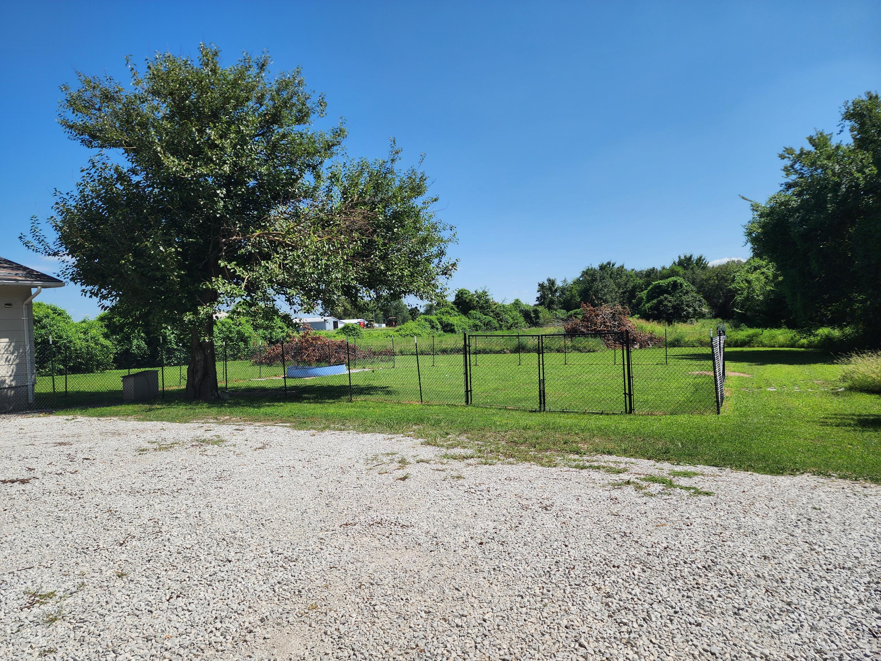 Photo 24 - Commercial Sale for sale – 1622 &1624 W Fairview Ave Avenue  Carthage, MO