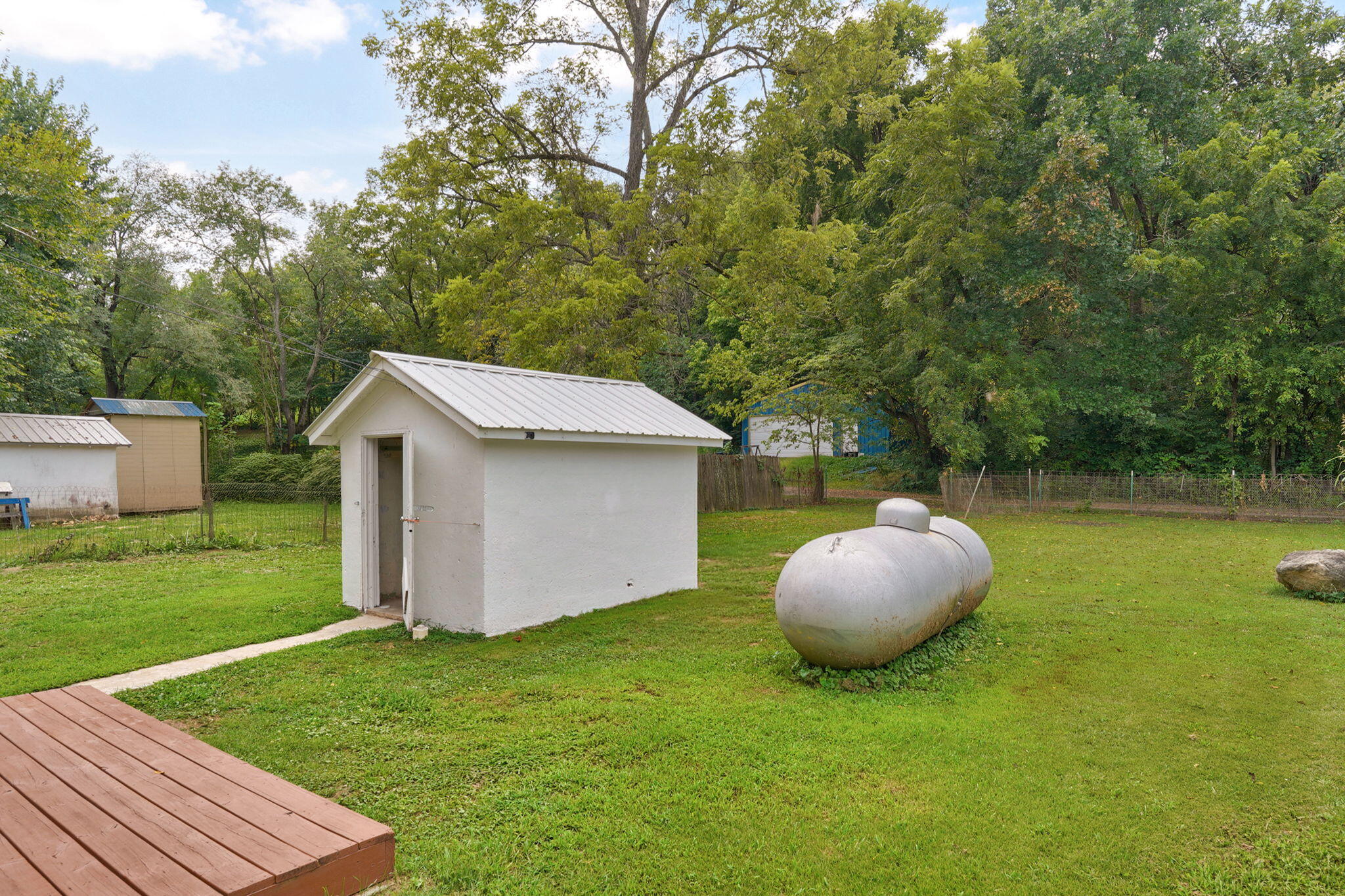 Photo 8 - Residential for sale – 105 S Walnut Street  Crane, MO