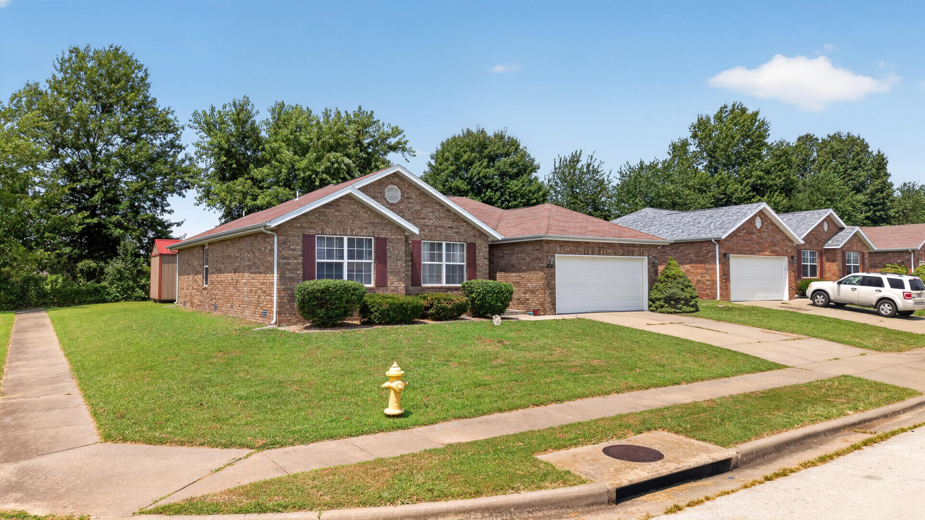Photo 3 - Residential for sale – 709 S Hazelnut Avenue  Springfield, MO