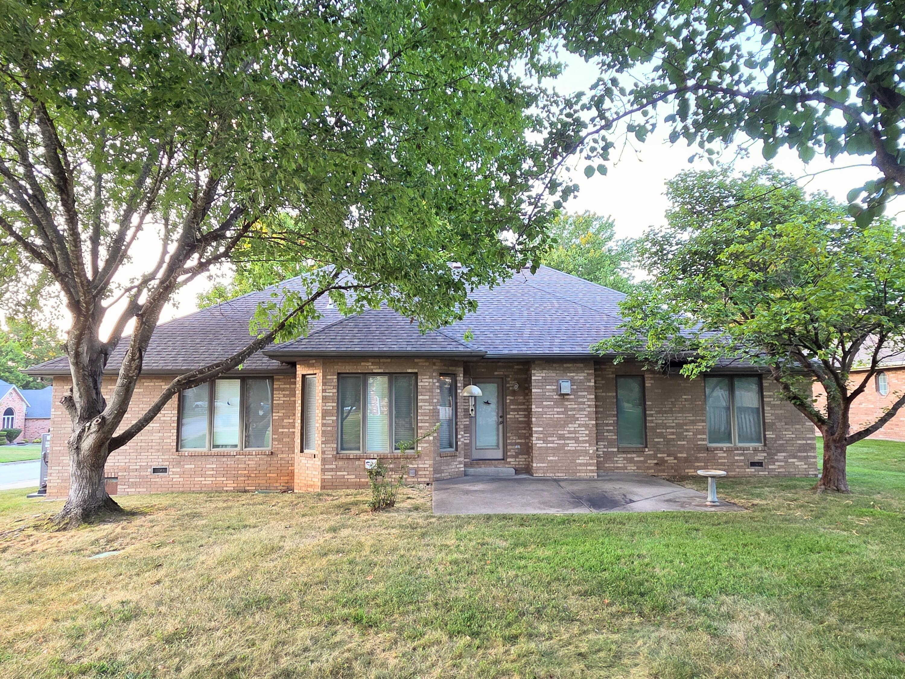 Photo 7 - Residential for sale – 1228 W Beekman Street  Springfield, MO