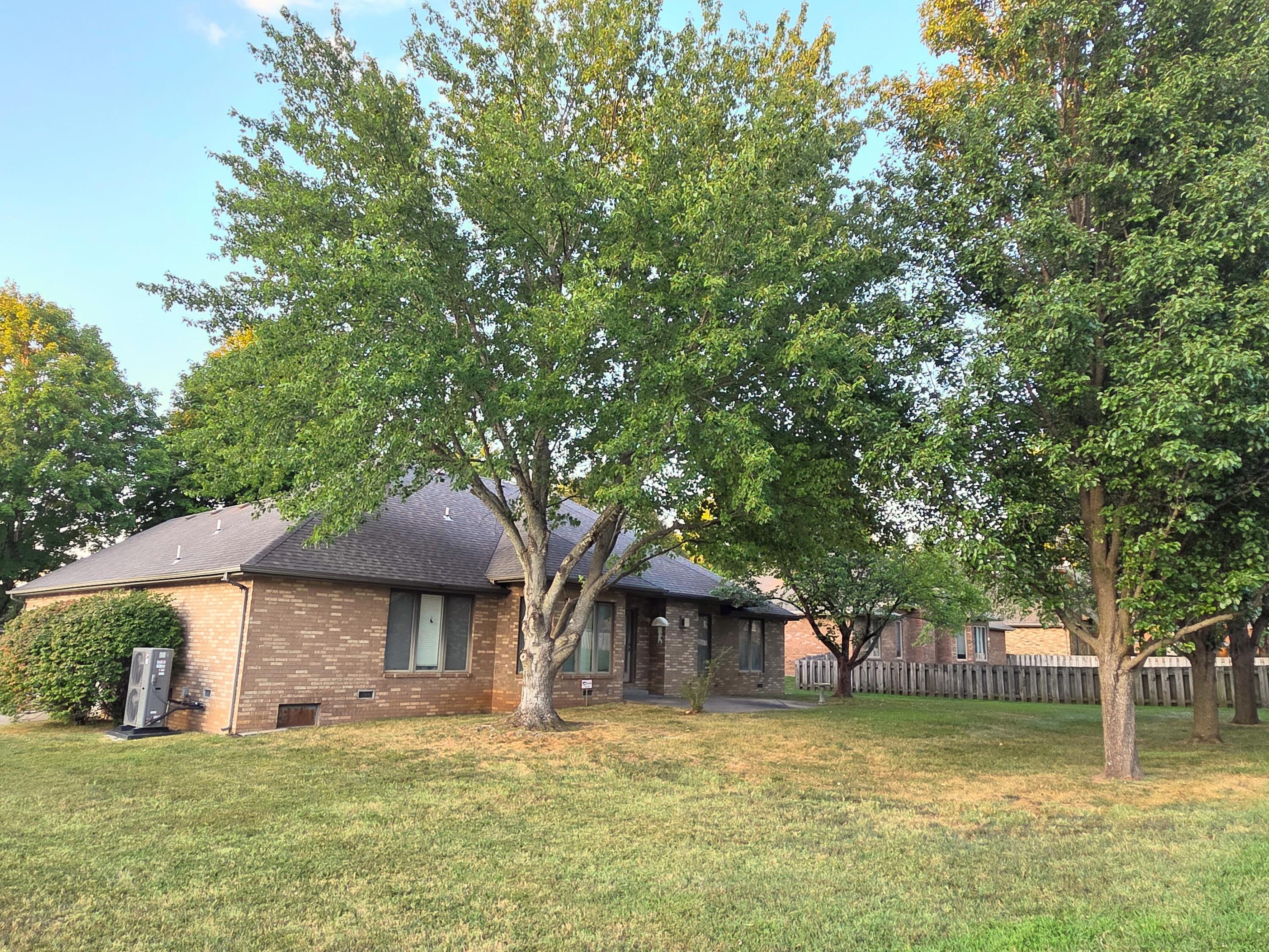 Photo 10 - Residential for sale – 1228 W Beekman Street  Springfield, MO