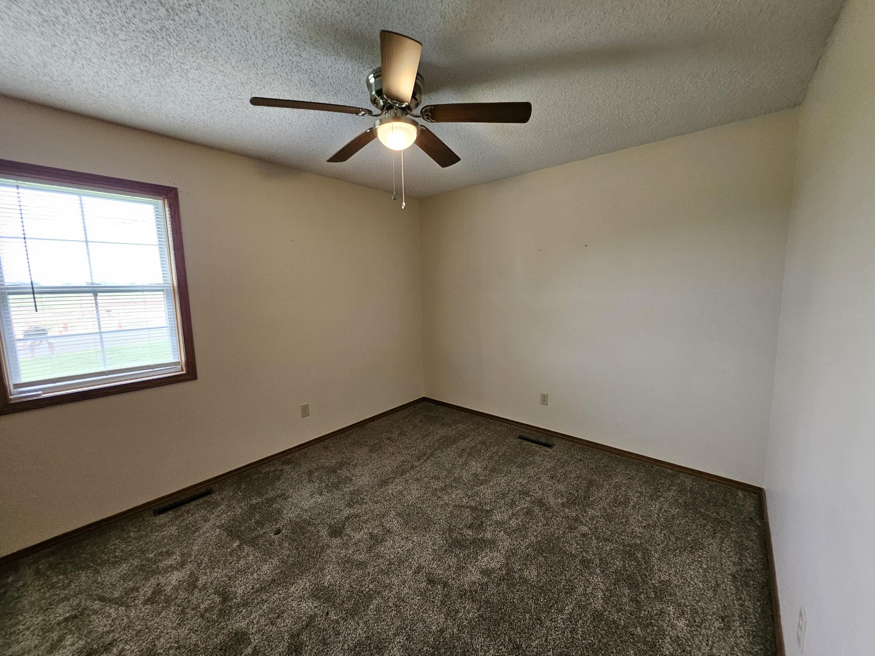 Photo 37 - Residential for sale – 1583 N 17th Street  Monett, MO