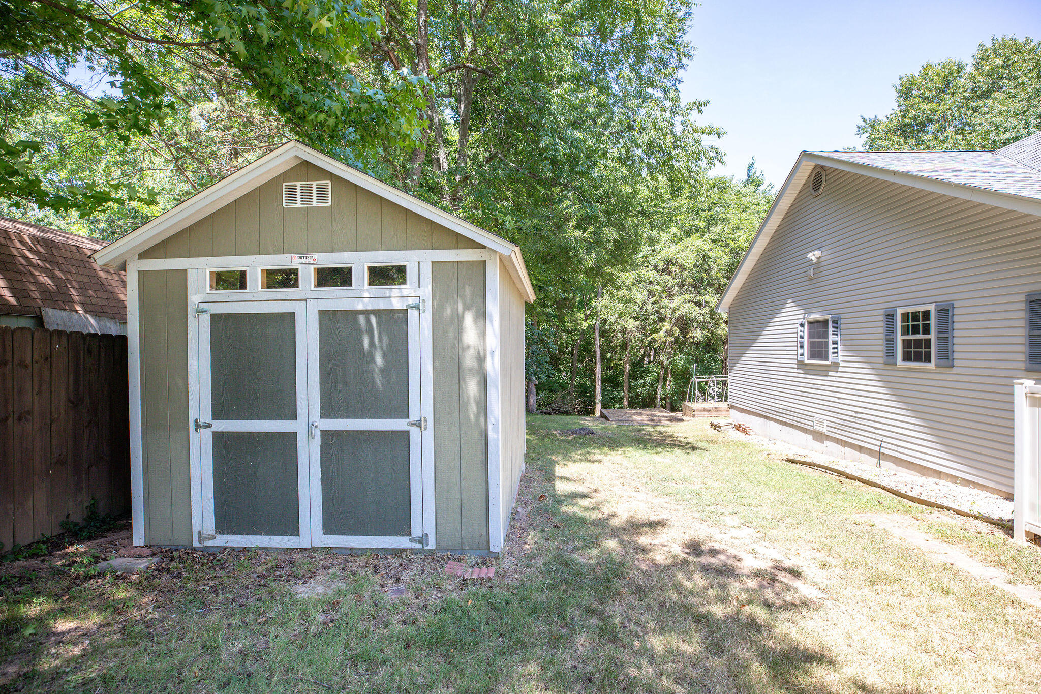 Photo 4 - Residential for sale – 186  Holyoke Street  Hollister, MO
