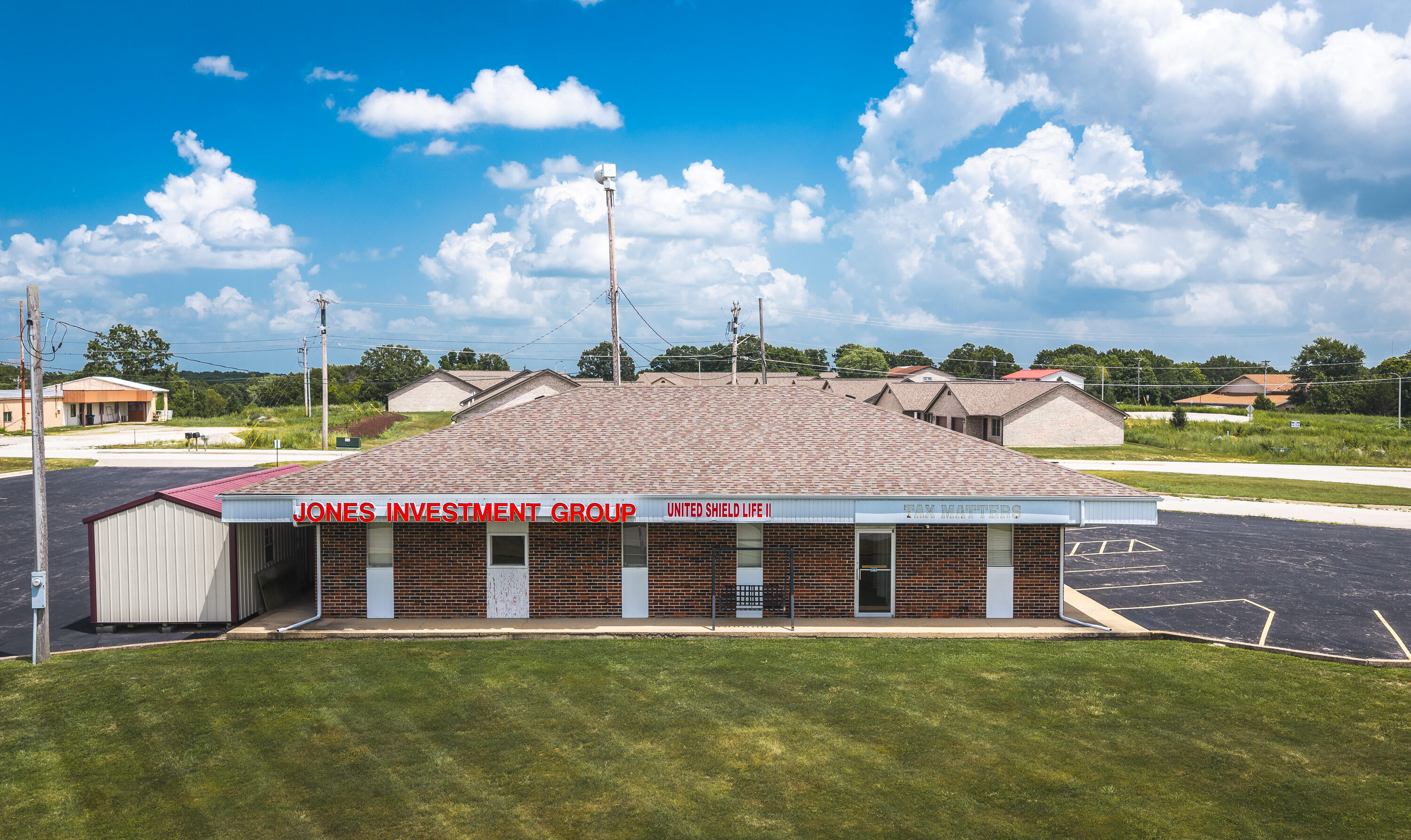 Photo 3 - Commercial Sale for sale – 575  Marshall Drive  St. Robert, MO