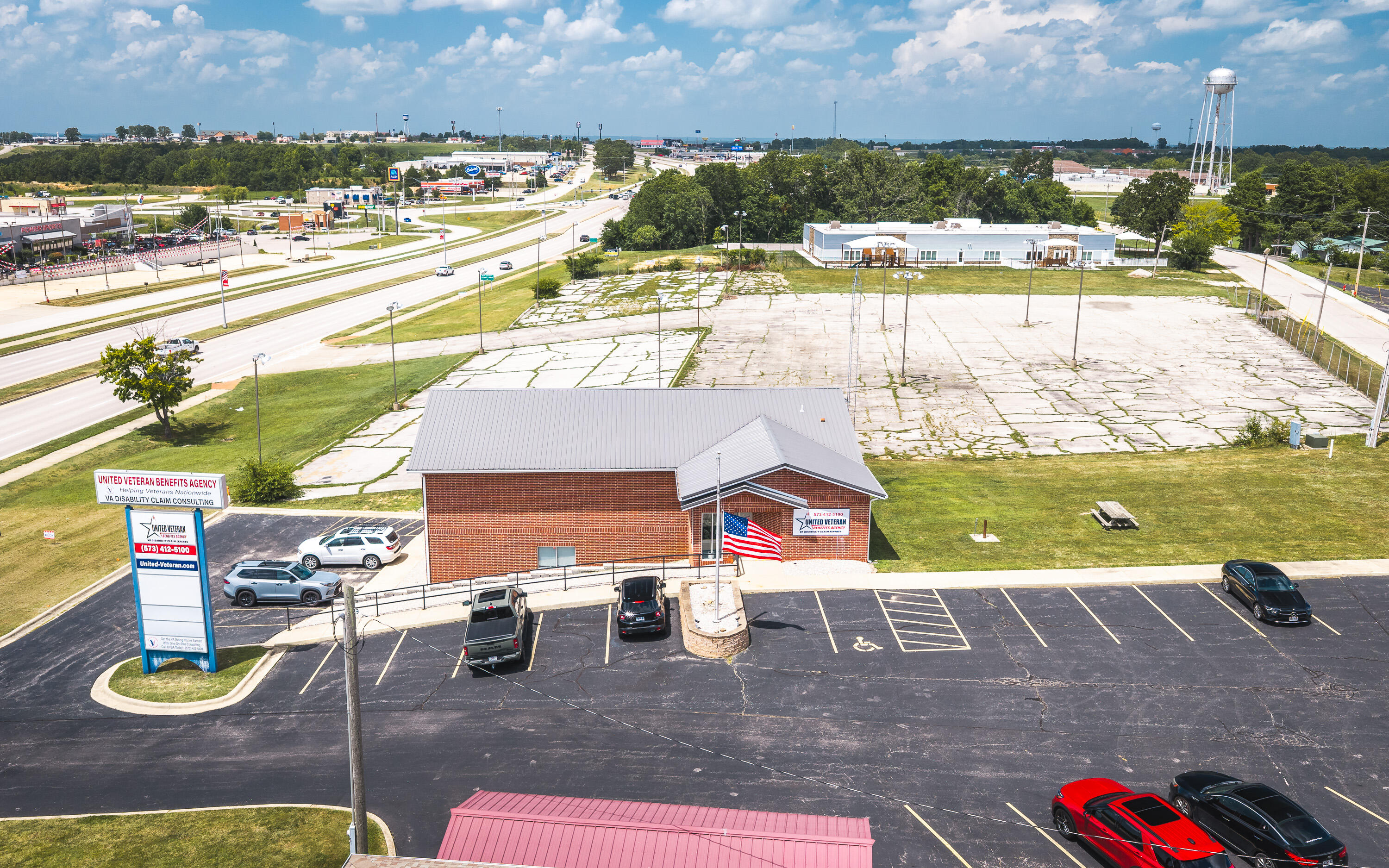 Photo 4 - Commercial Sale for sale – 555  Marshall Drive  St. Robert, MO