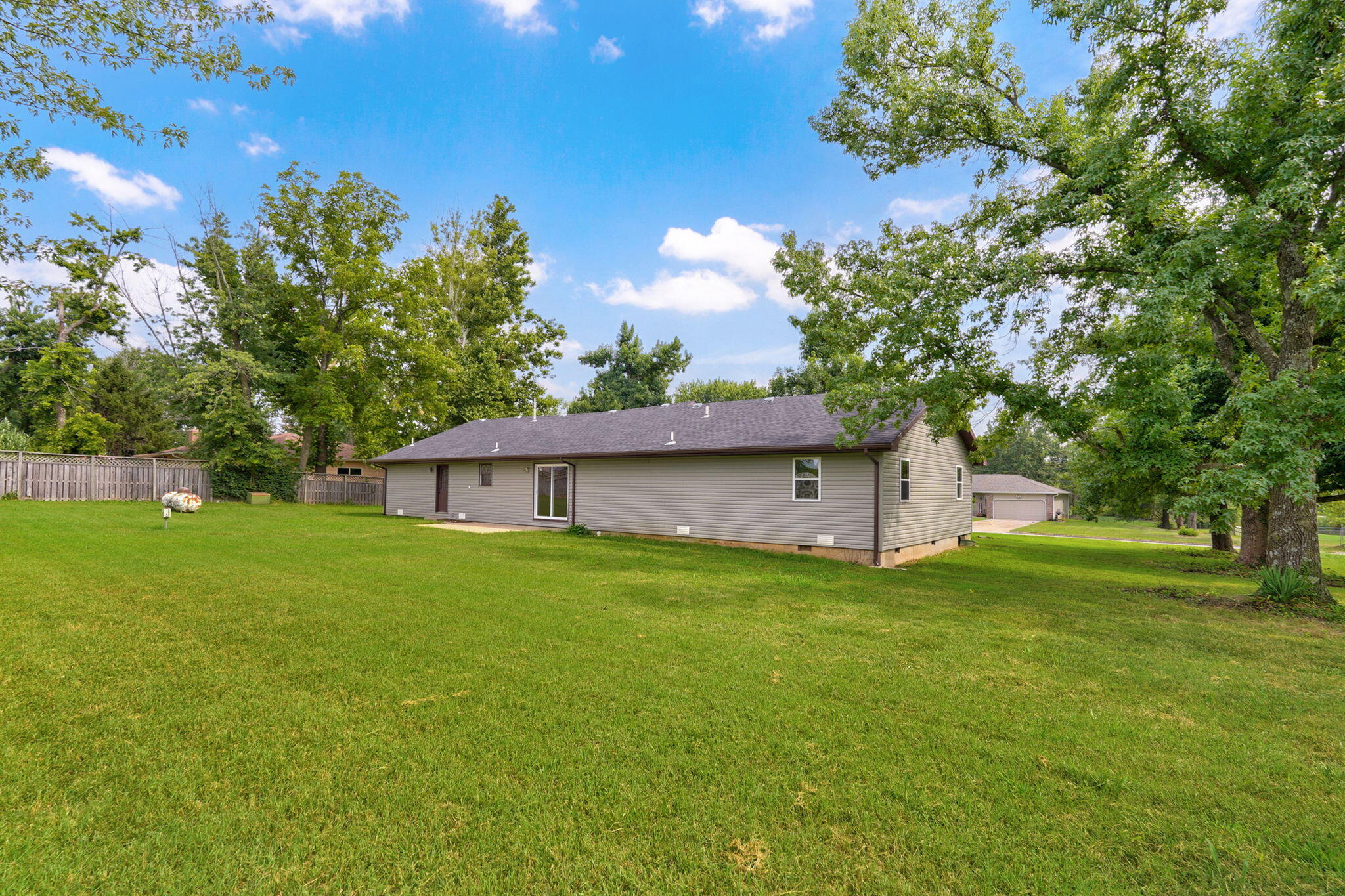 Photo 34 - Residential for sale – 8383 W Sunset Drive  Springfield, MO