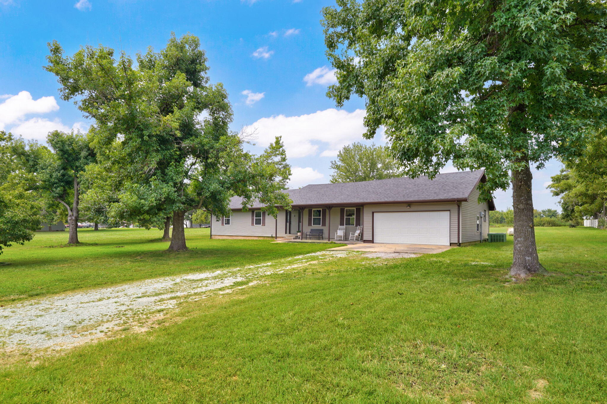 Photo 2 - Residential for sale – 8383 W Sunset Drive  Springfield, MO