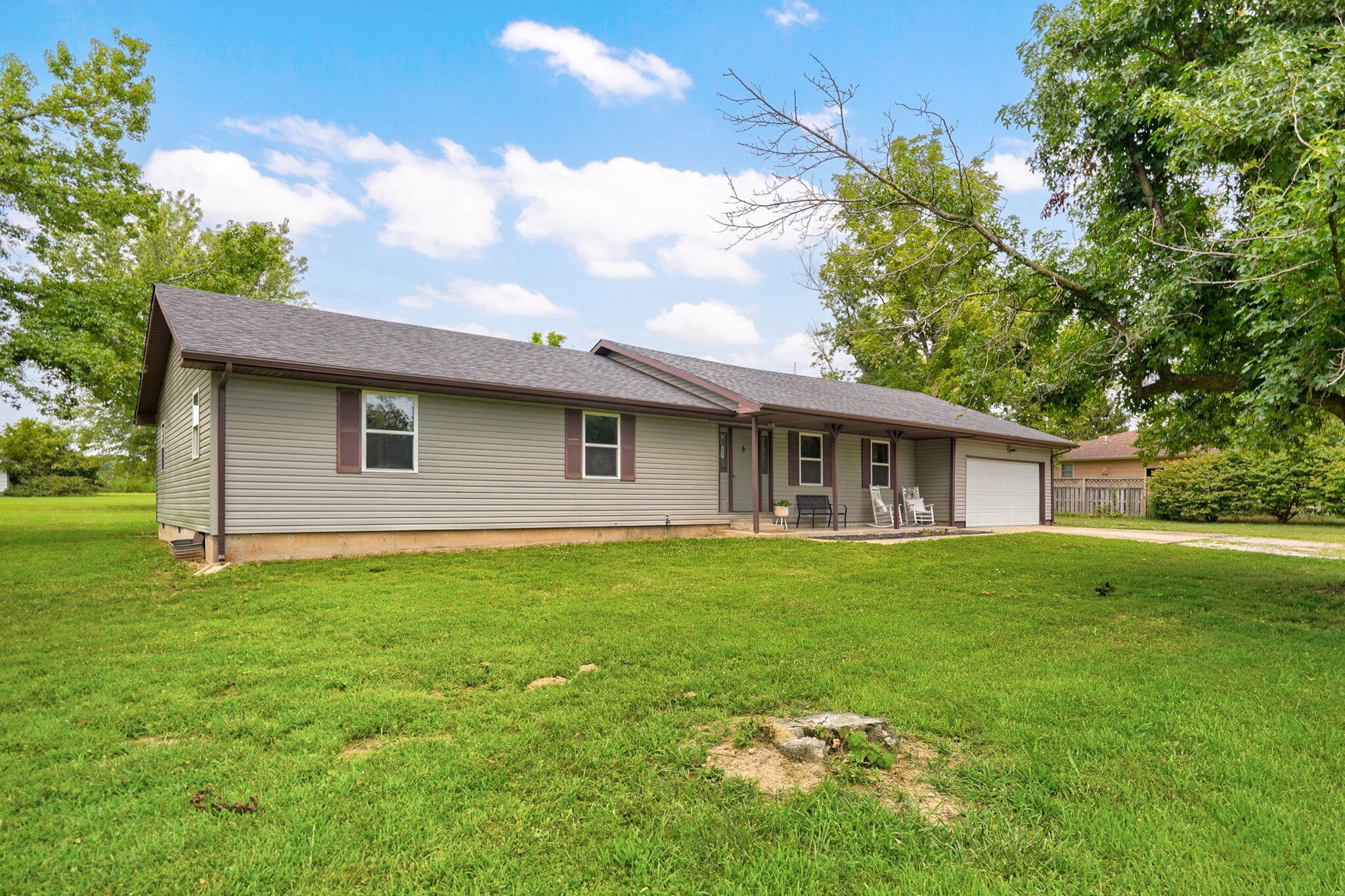 Photo 3 - Residential for sale – 8383 W Sunset Drive  Springfield, MO