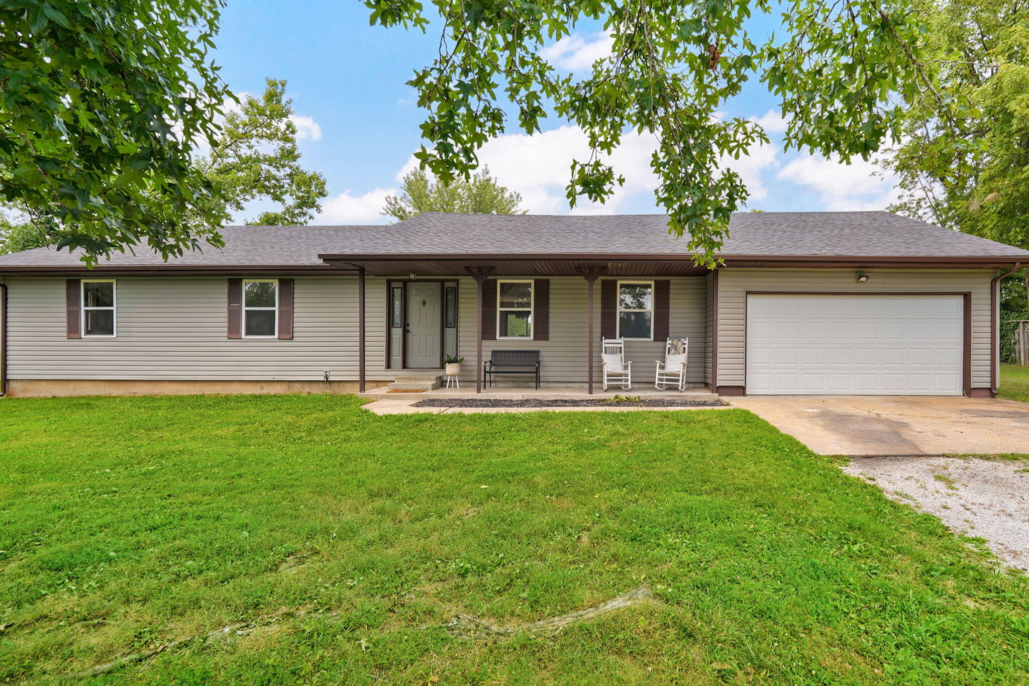 Residential for sale – 8383 W Sunset Drive  Springfield, MO