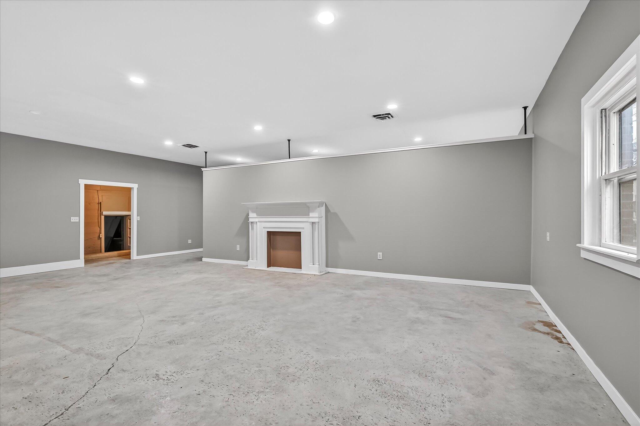 Photo 18 - Residential for sale – 206 N Main Street  Rogersville, MO