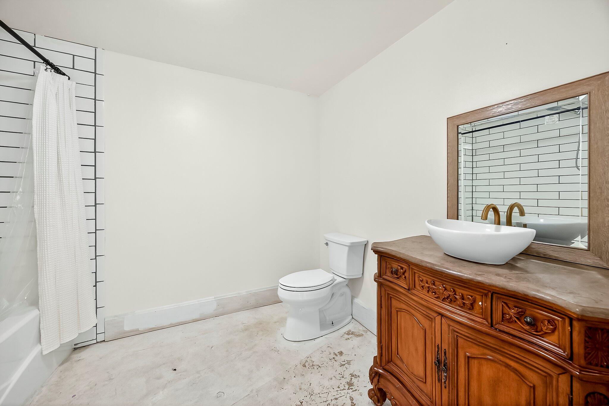 Photo 26 - Residential for sale – 206 N Main Street  Rogersville, MO