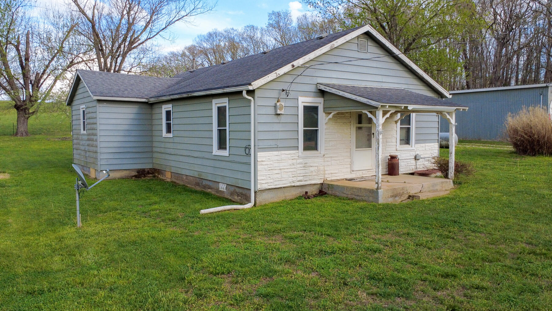 Photo 10 - Residential for sale – 984  County Road 3450   Mountain View, MO