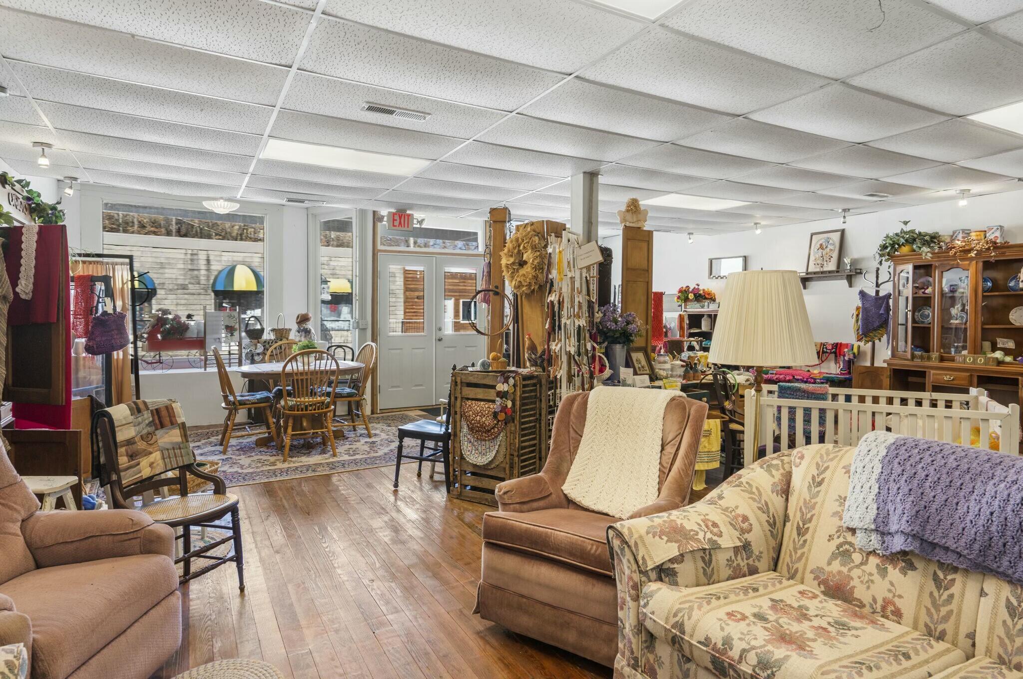 Photo 14 - Commercial Sale for sale – 22186  Main   Reeds Spring, MO
