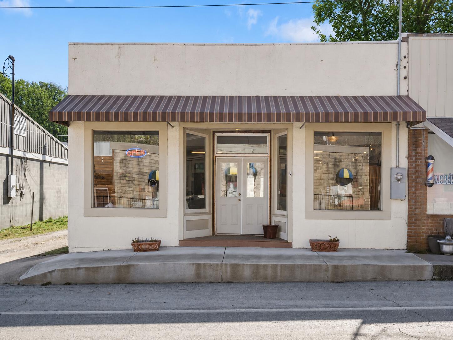 Photo 9 - Commercial Sale for sale – 22186  Main   Reeds Spring, MO