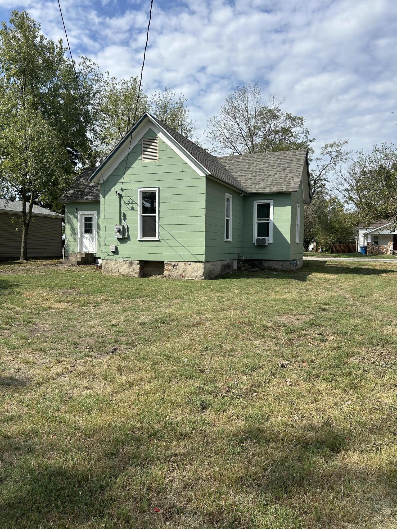 Photo 8 - Residential for sale – 309 S Locust Street  Carterville, MO