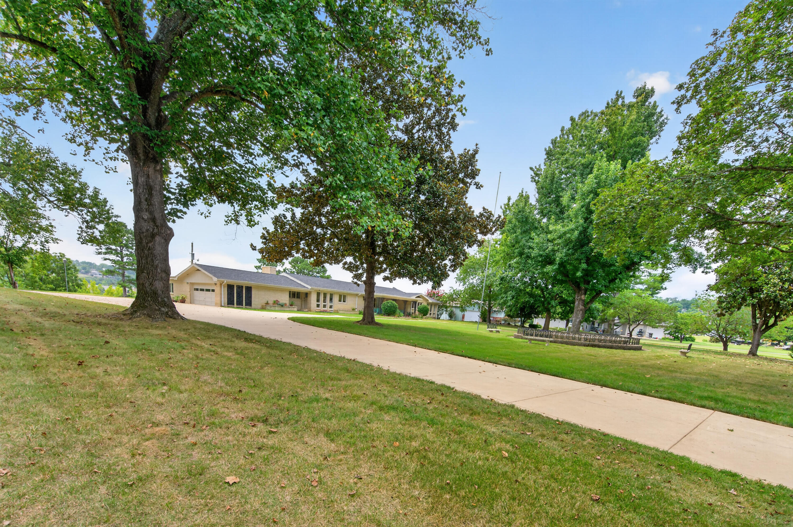 Photo 49 - Residential for sale – 520  Parnell Drive  Branson, MO