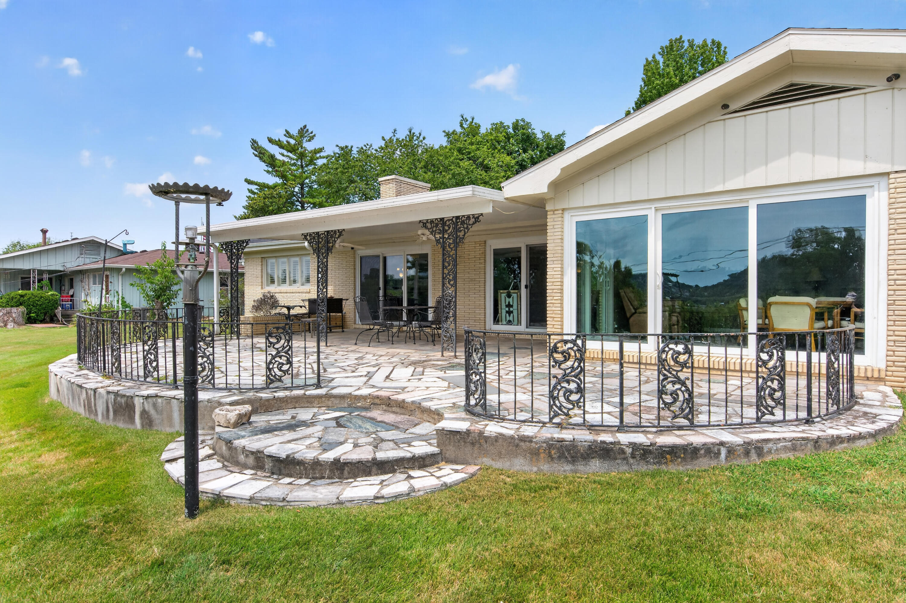 Photo 40 - Residential for sale – 520  Parnell Drive  Branson, MO