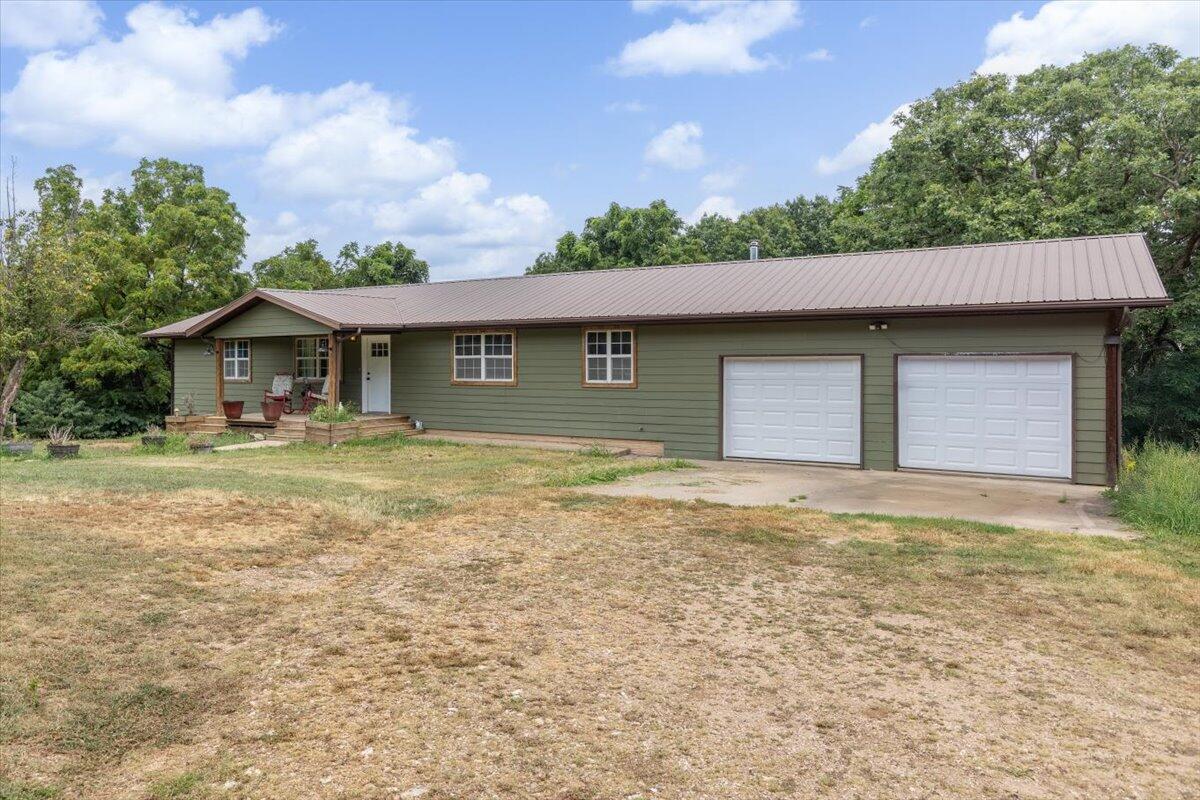 Photo 4 - Residential for sale – 26480  Farm Road 1000   Washburn, MO
