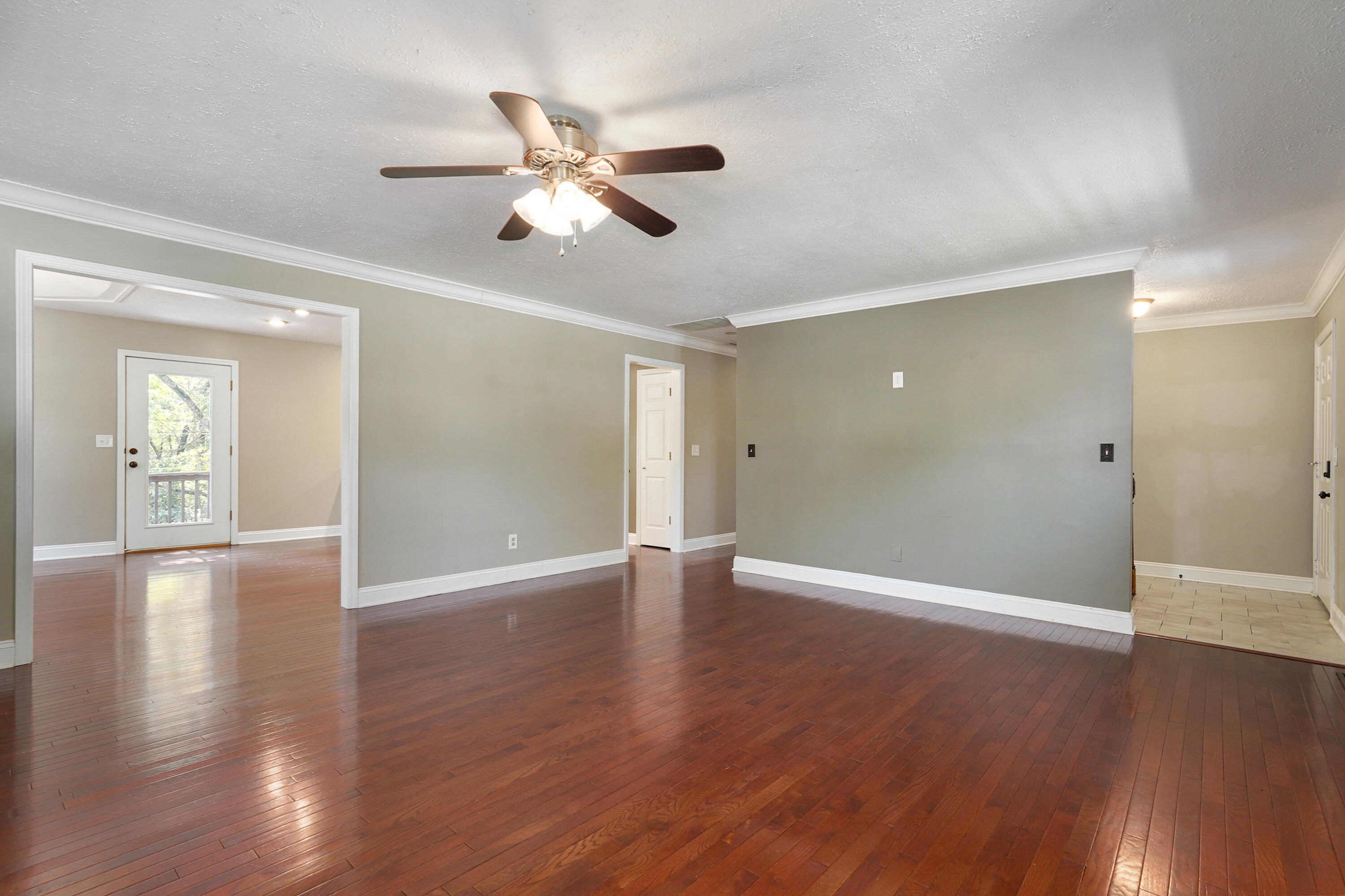 Photo 7 - Residential for sale – 228 E Osage Drive  Springfield, MO