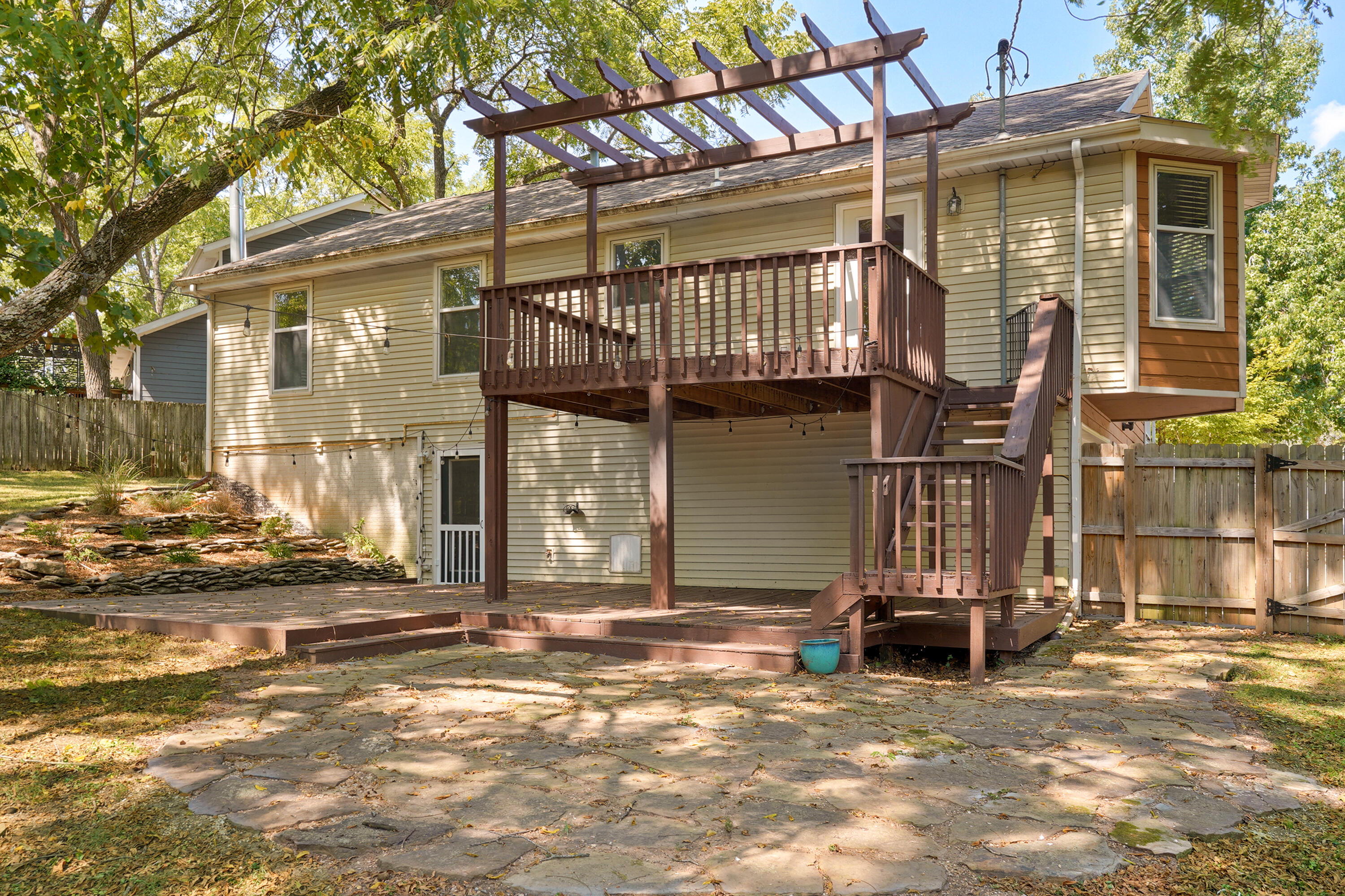 Photo 35 - Residential for sale – 228 E Osage Drive  Springfield, MO