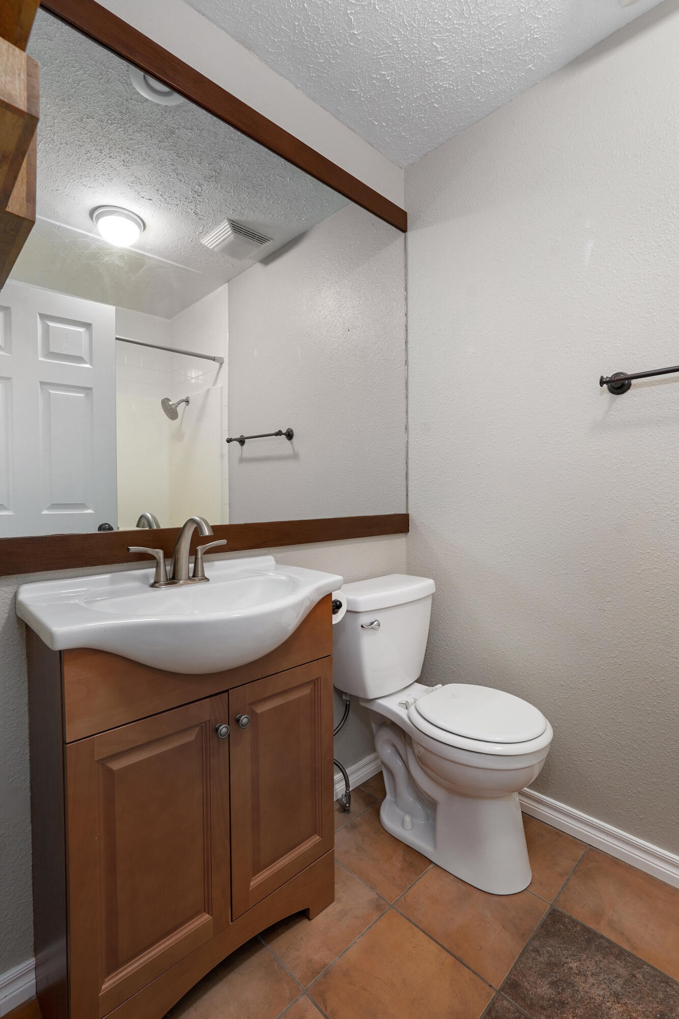 Photo 14 - Residential for sale – 228 E Osage Drive  Springfield, MO
